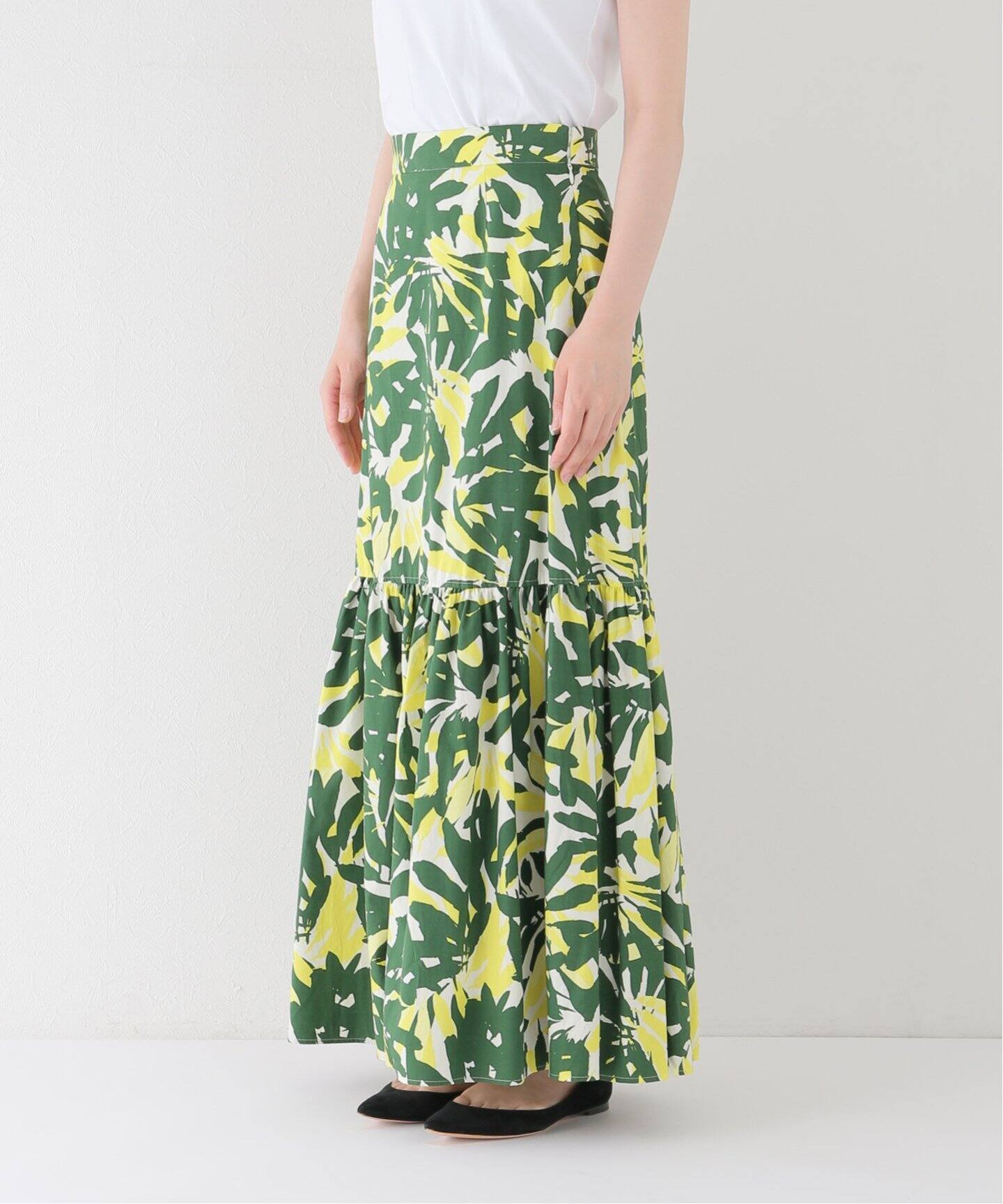 ボタニカルフラワープリントスカート（ロング・マキシ丈スカート  