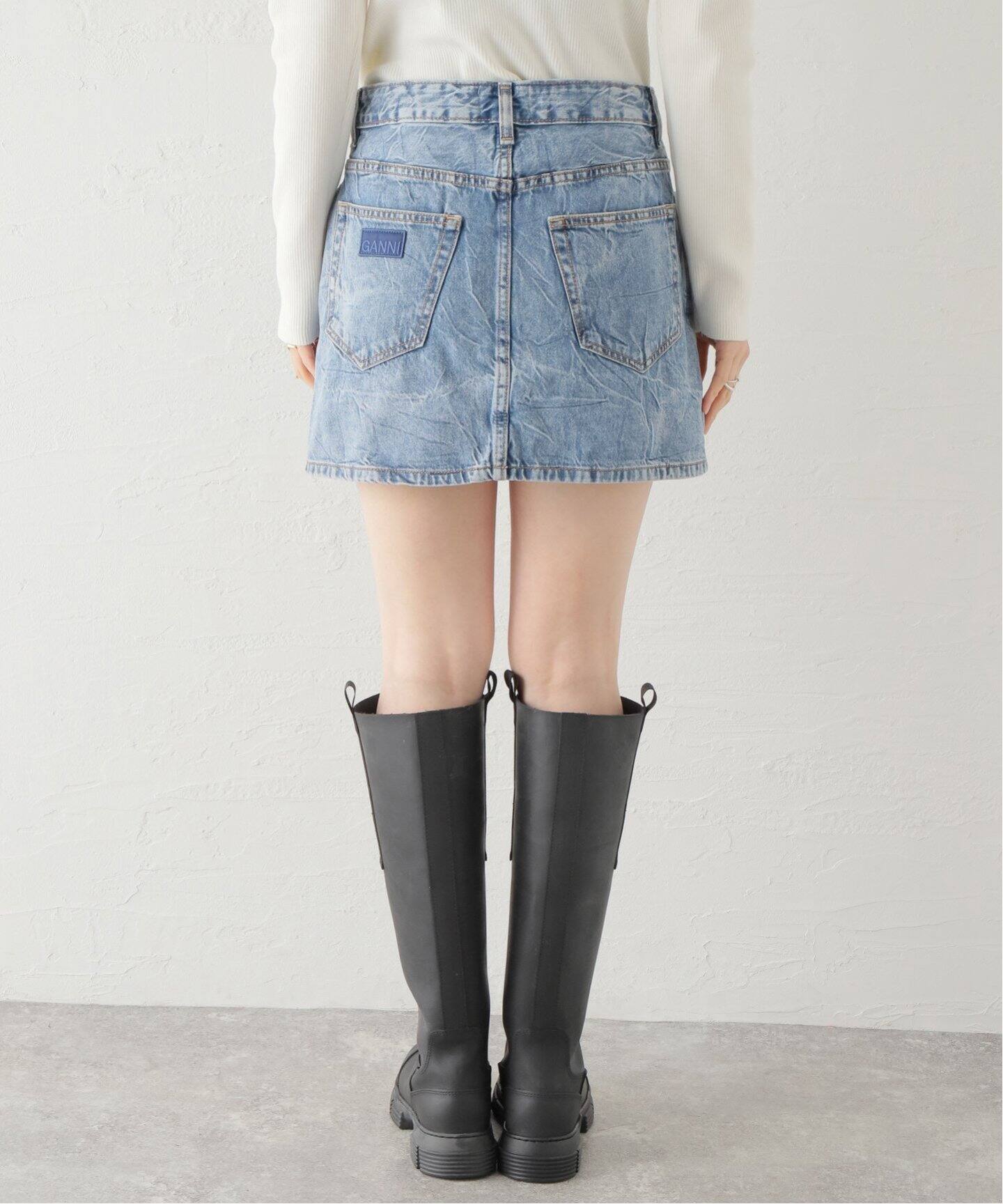 GANNI / ガニー】 Crinkle Denim Double Fly Mini Skir：スカート 