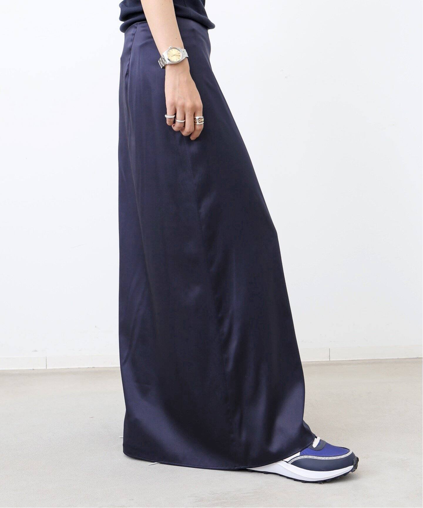 MADISON BLUE/マディソン ブルー】 I-LINE SK STRETCH-SILK SATI  