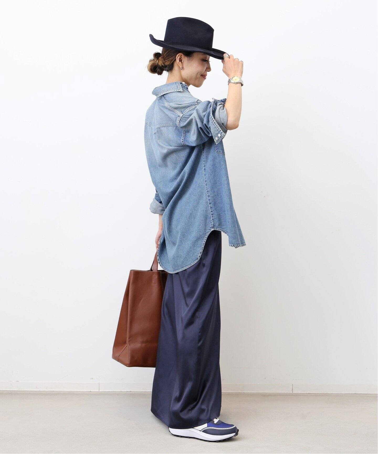 MADISON BLUE/マディソン ブルー】 I-LINE SK STRETCH-SILK SATI 