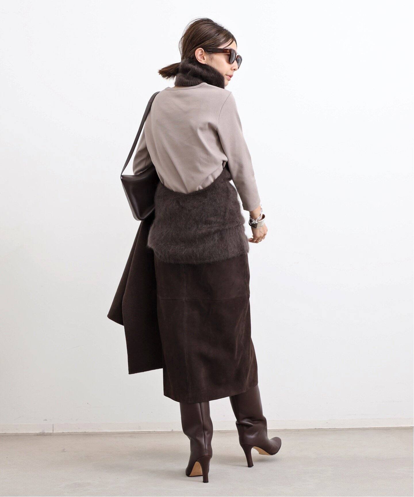 TOTEME/トーテム】 PANELED SUEDE SKIRT（ひざ丈スカート）｜L  