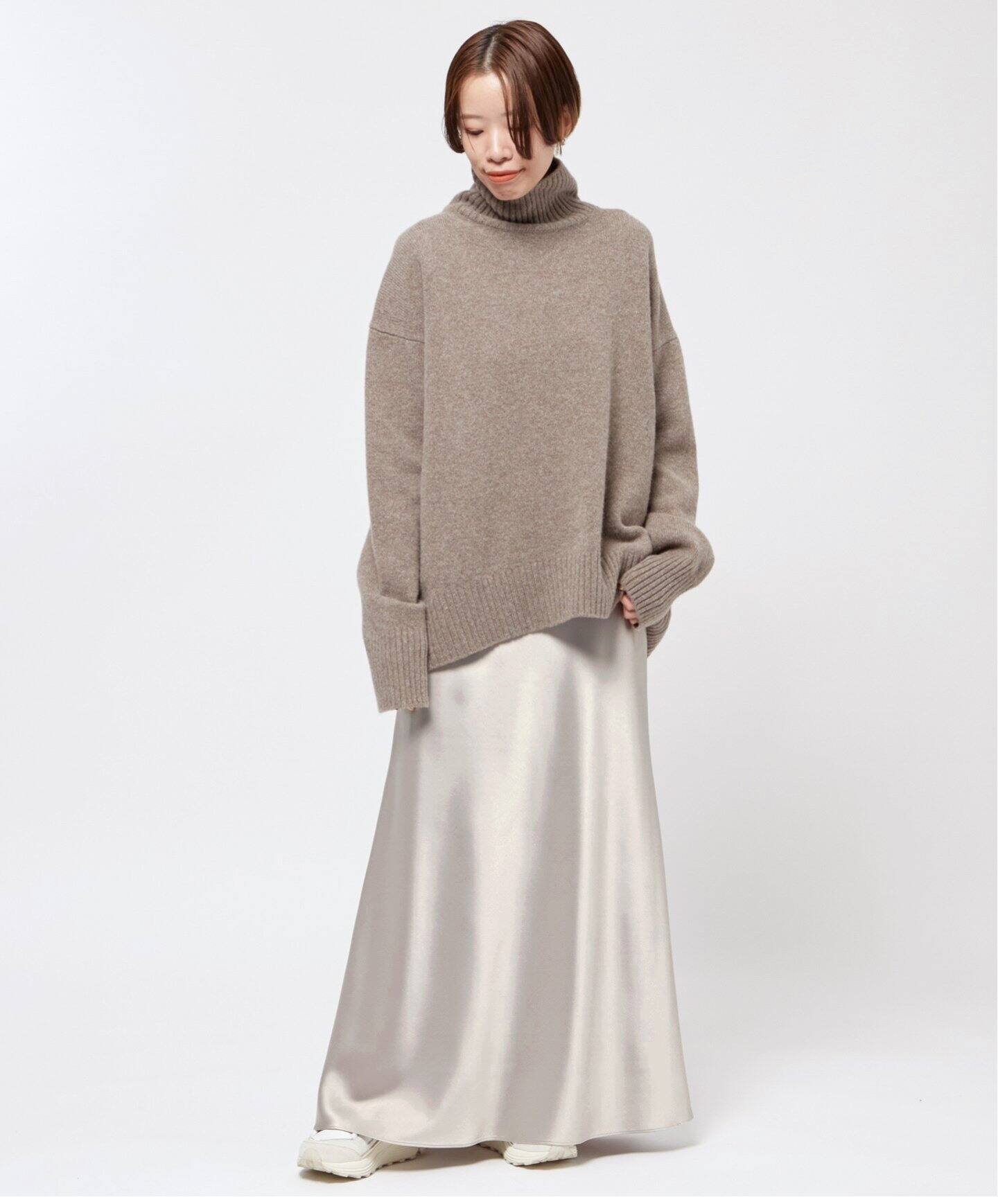 サテンフレアスカート（ロング・マキシ丈スカート）｜AP STUDIO  