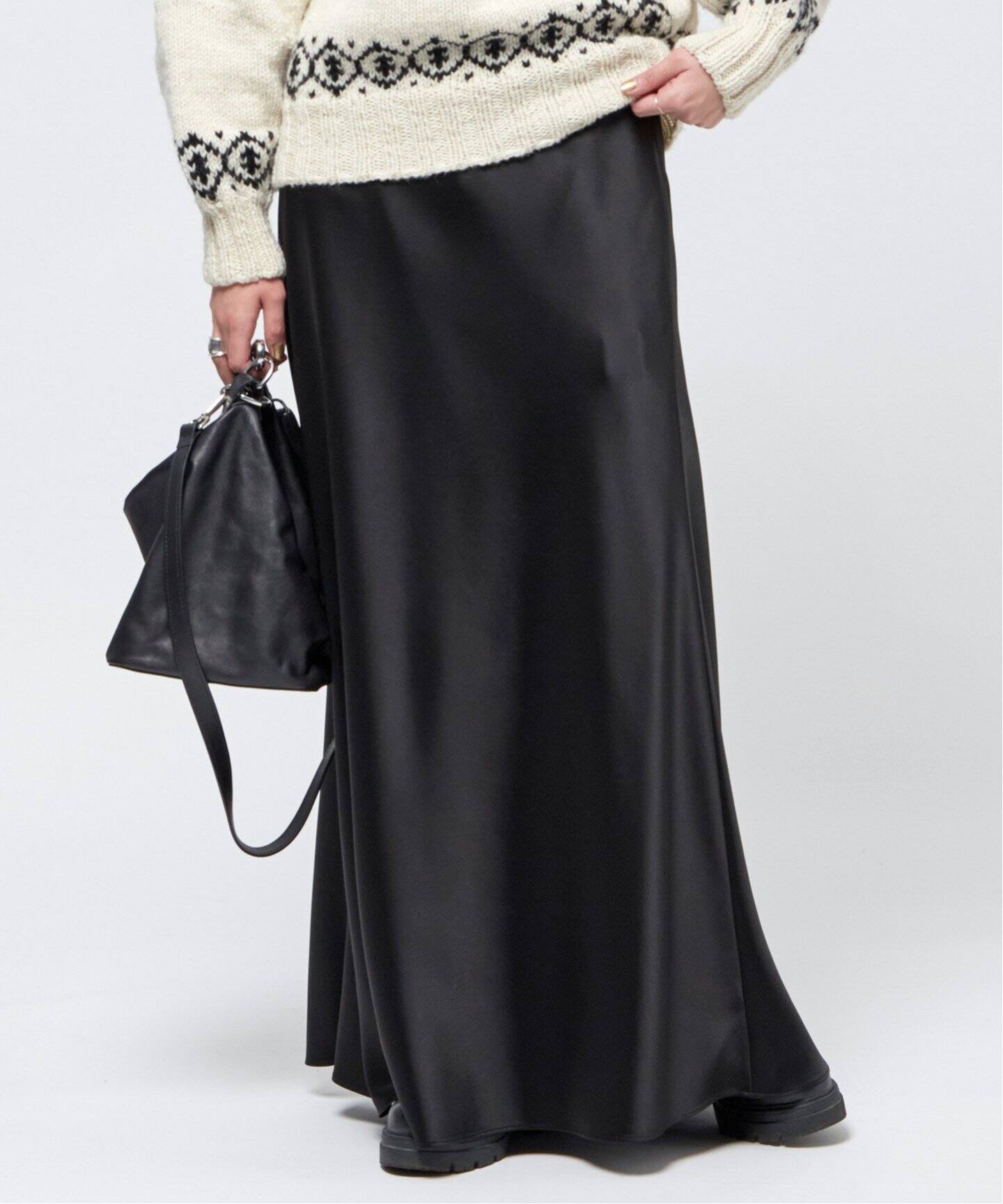 サテンフレアスカート（ロング・マキシ丈スカート）｜AP STUDIO  