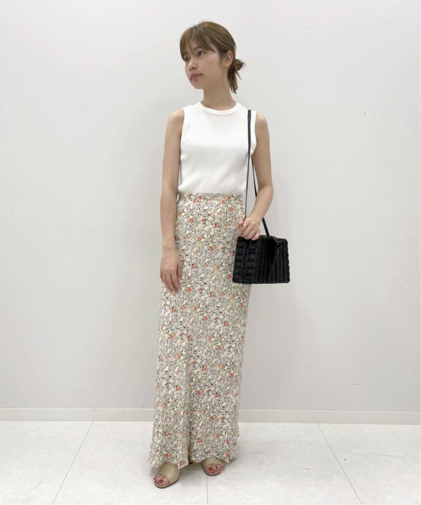 マルチフラワー バイアスマキシスカート（ロング・マキシ丈スカート  