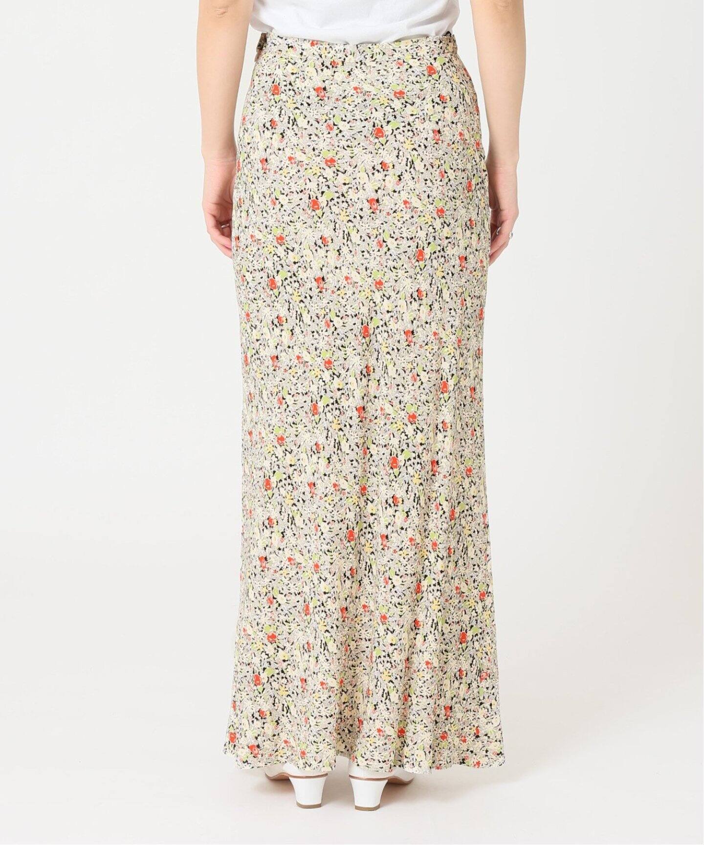 マルチフラワー バイアスマキシスカート（ロング・マキシ丈スカート  
