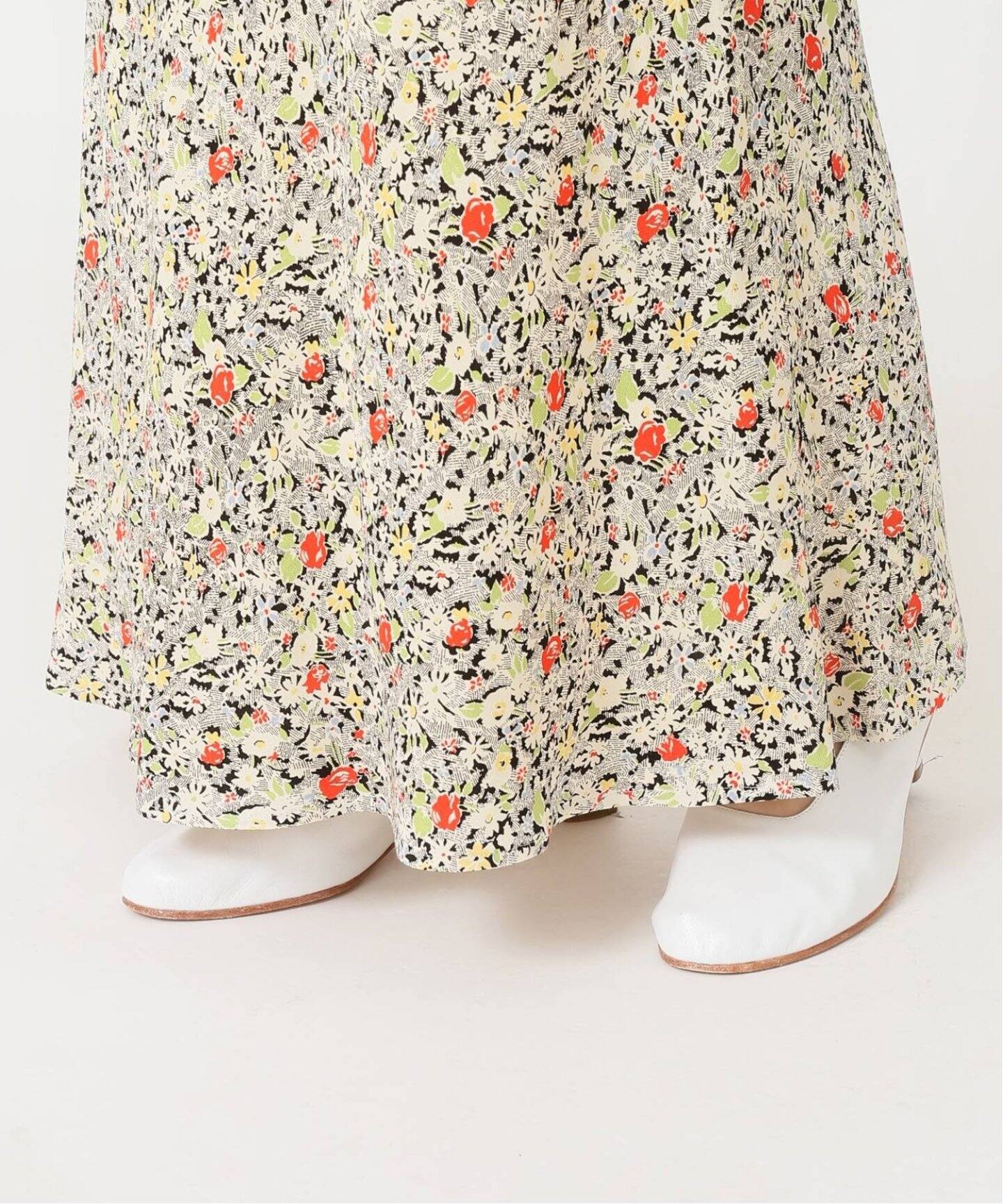 マルチフラワー バイアスマキシスカート（ロング・マキシ丈スカート  