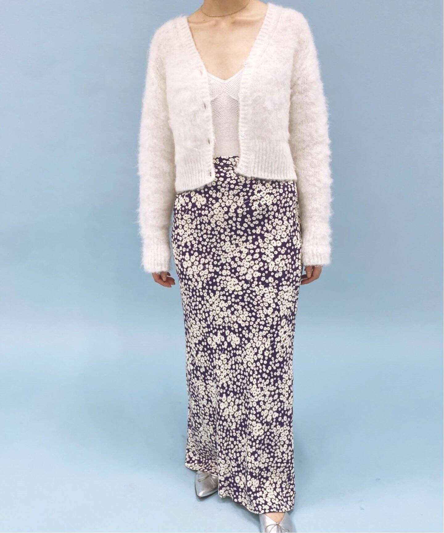 abc フラワーバイアス マキシスカート（ロング・マキシ丈スカート  