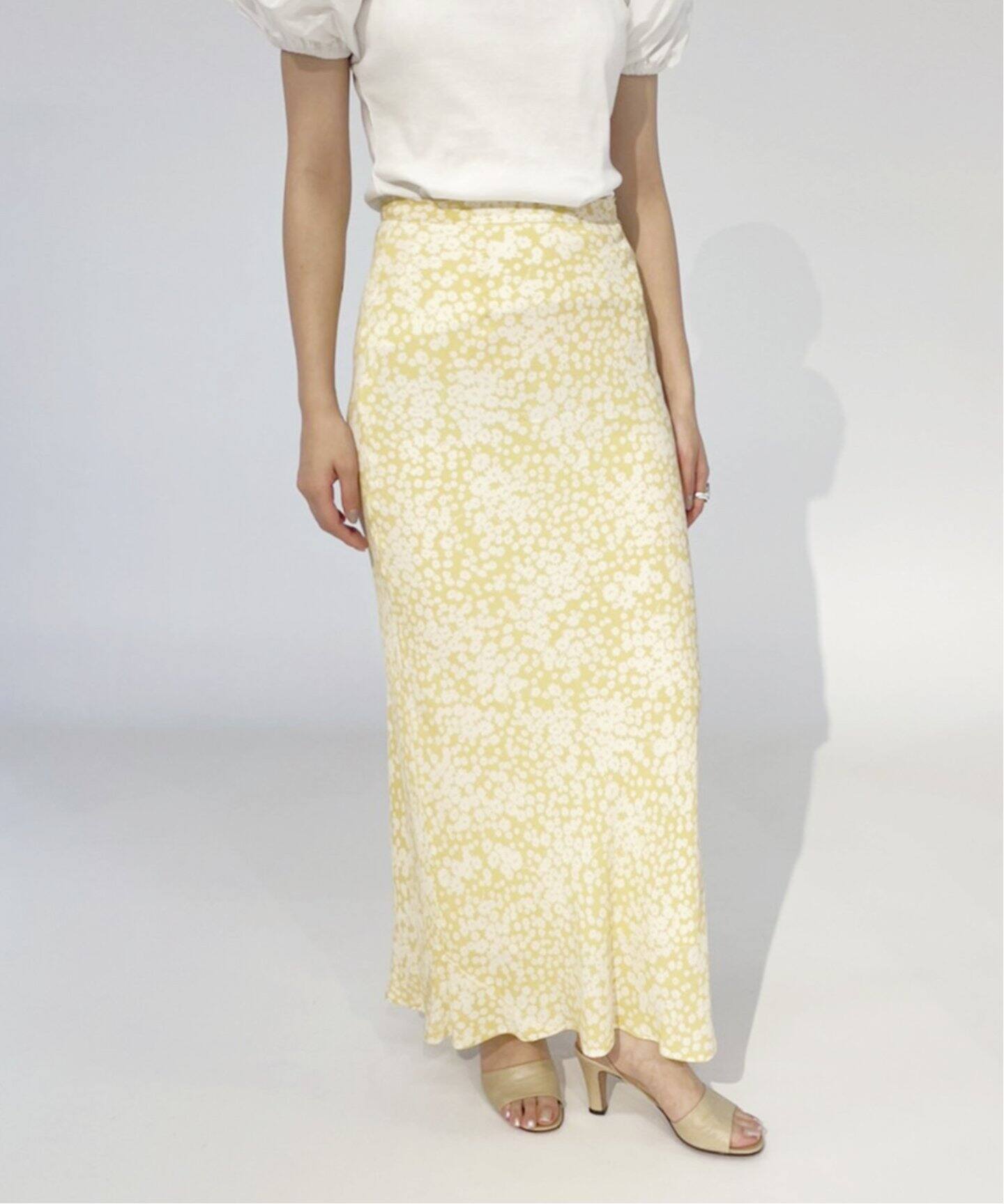 abc フラワーバイアス マキシスカート（ロング・マキシ丈スカート  