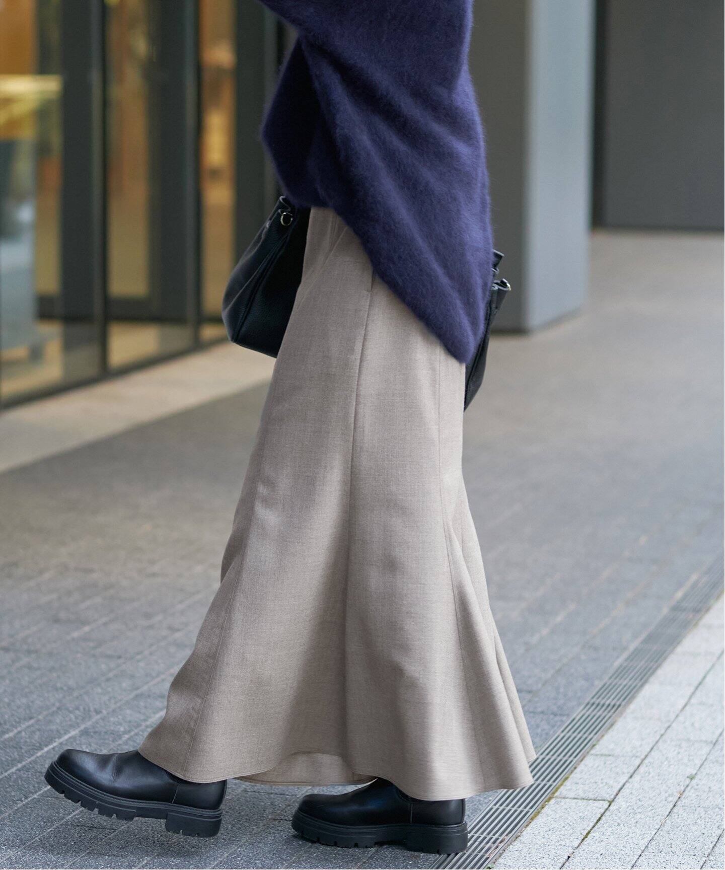 ロングフレアスカート（ロング・マキシ丈スカート）｜IENA（イエナ）の  