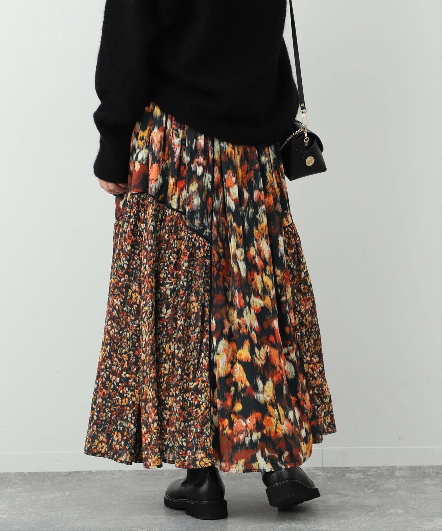TROUILLETマルチフラワープリントスカート（ロング・マキシ丈スカート  