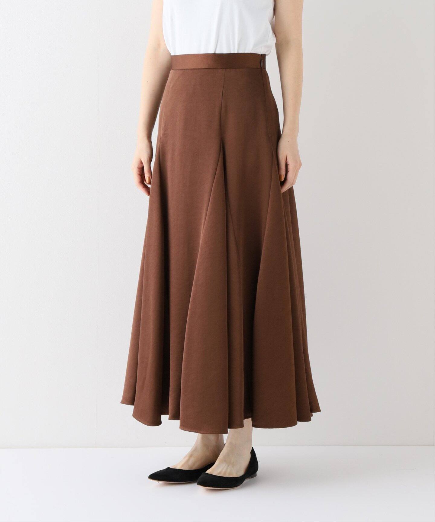 habiダブルサテンフレアスカート（ロング・マキシ丈スカート）｜SLOBE  