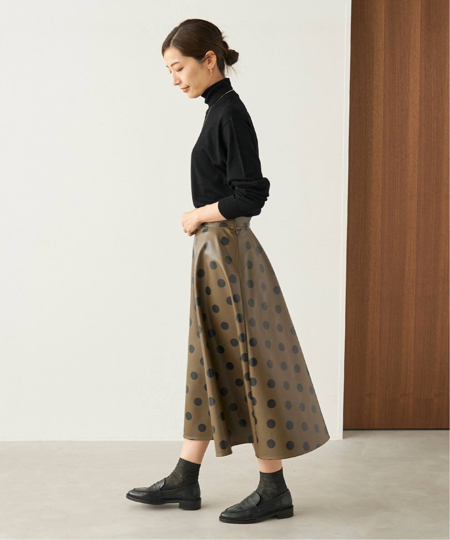 フェイクレザードットプリントフレアスカート（その他スカート  