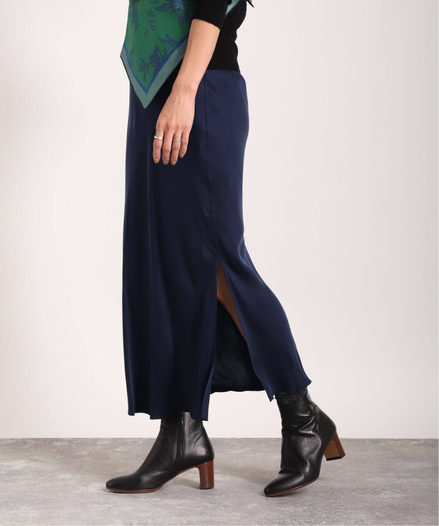 フィブリルキュプラサイドスリットロングスカート（ロング・マキシ丈  