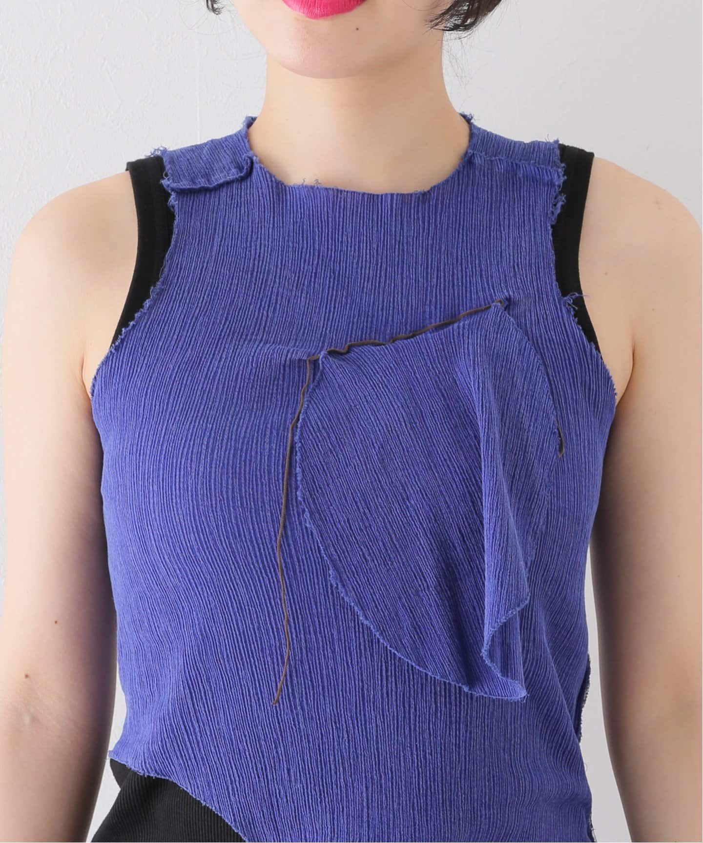 kotoha yokozawa 〈Torn Tank Top〉studious