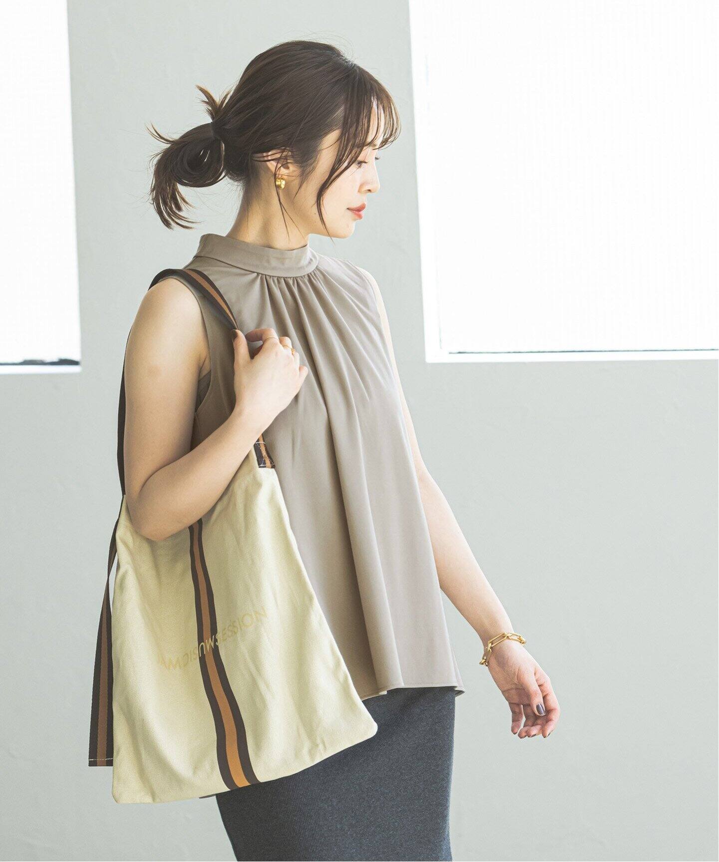 ノースリーブドレープトップ（Tシャツ／カットソー）｜NOBLE（ノーブル  