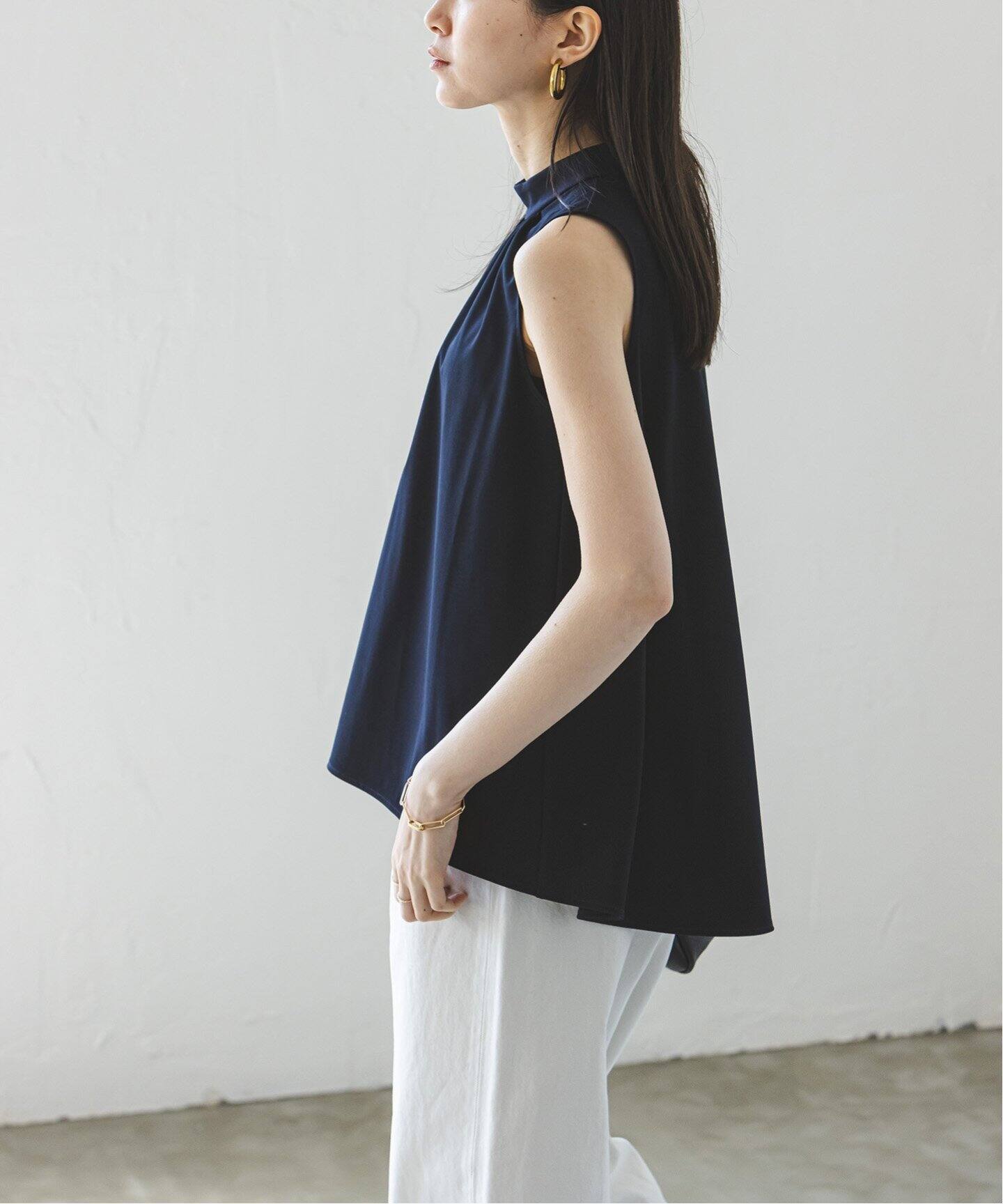 ノースリーブドレープトップ（Tシャツ／カットソー）｜NOBLE（ノーブル  