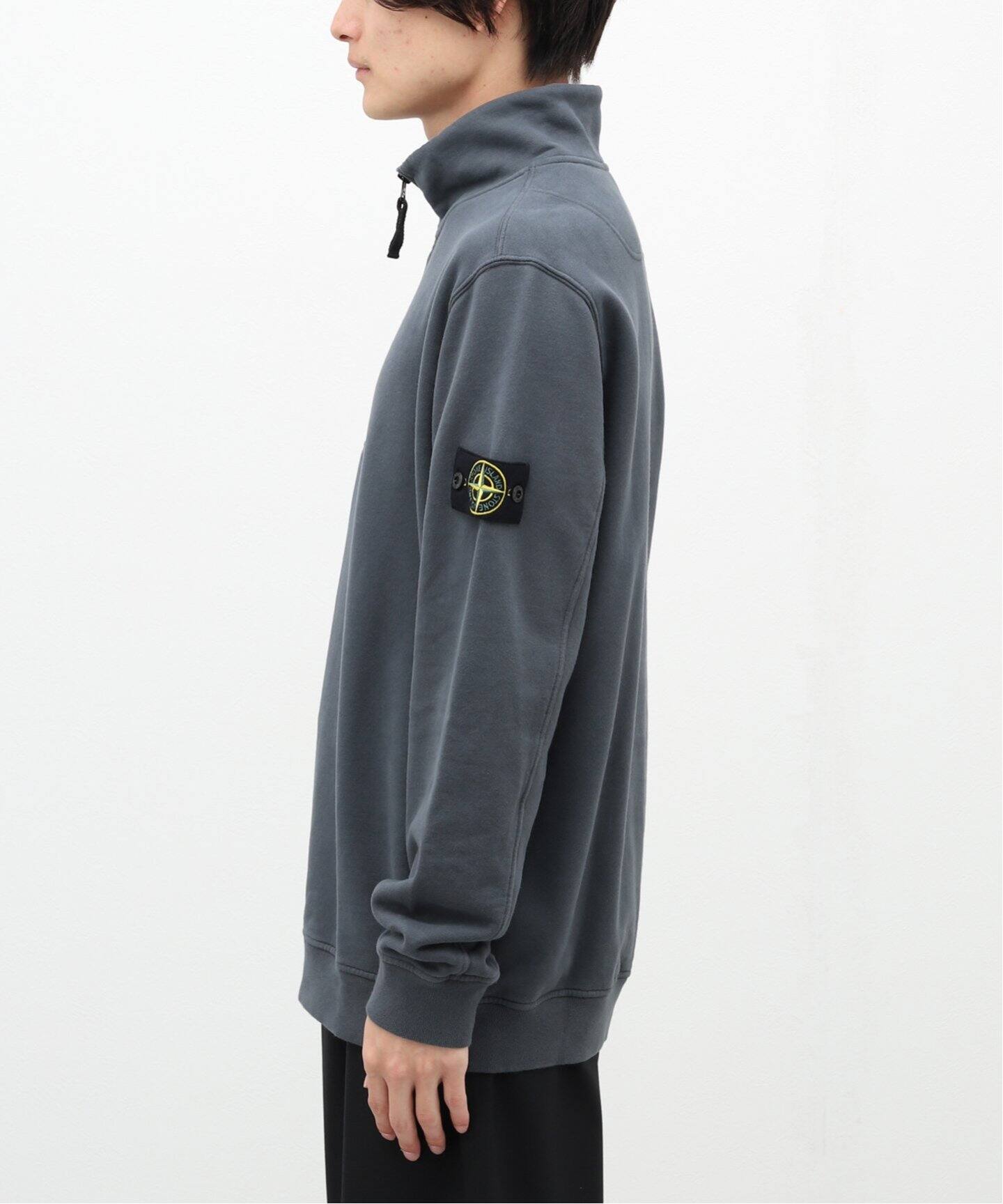 STONEISLAND / ストーンアイランド】ハーフジップスウェットプル  