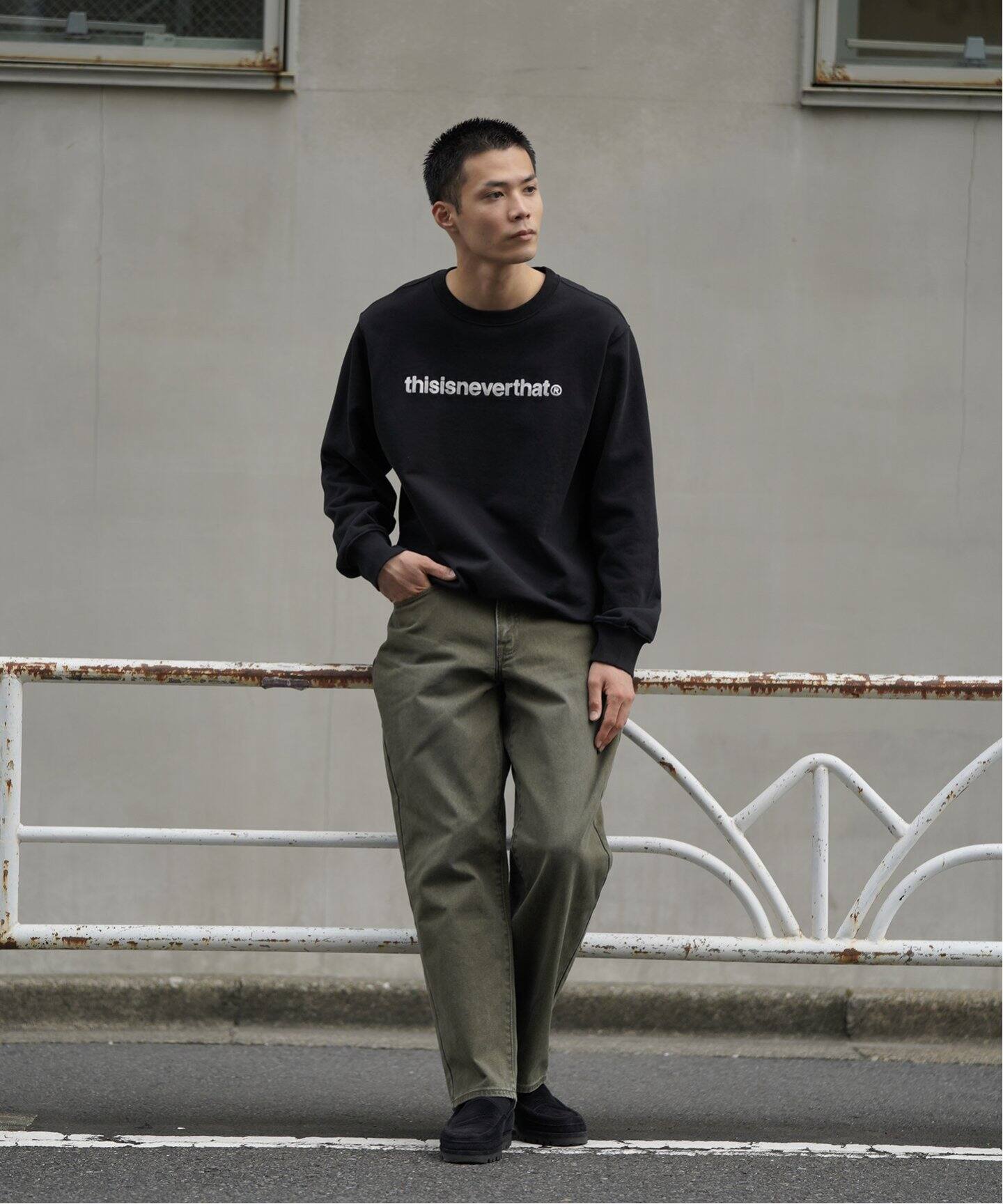 thisisneverthat / ディスイズネバーザット】T-Logo Crewneck 