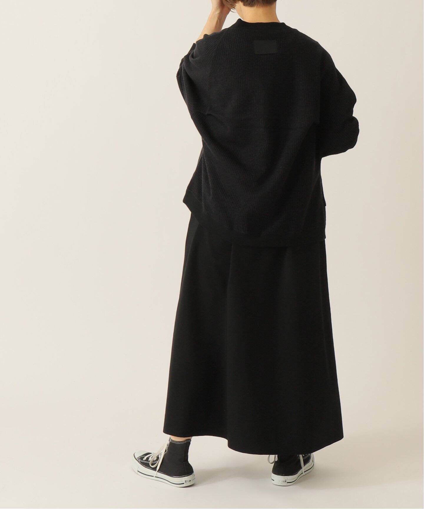 ハイテンションポンチ Vネックノースリーブワンピース（ワンピース  