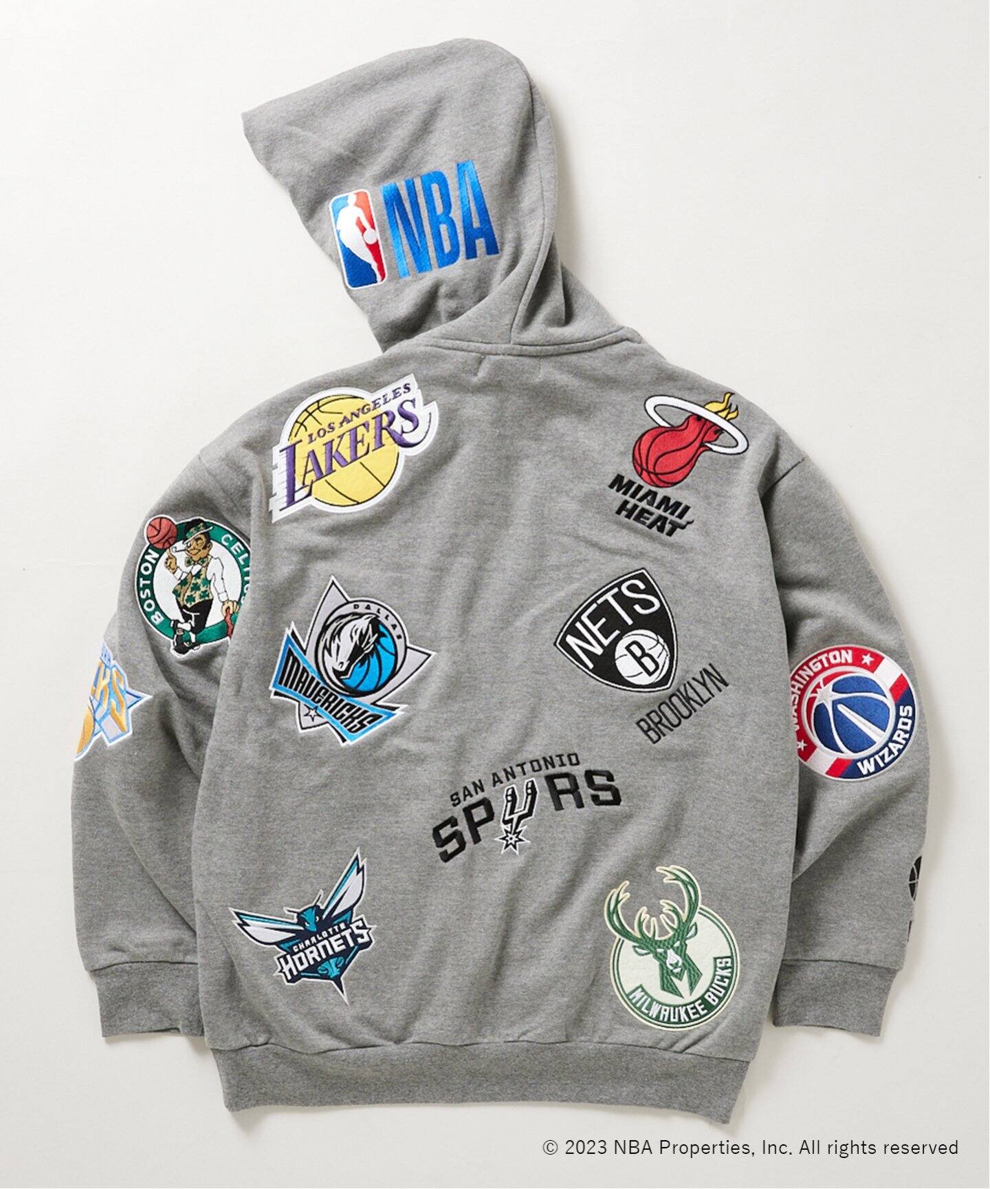 Off The Court by NBA】別注 チームロゴスウェットパーカー（パーカー  