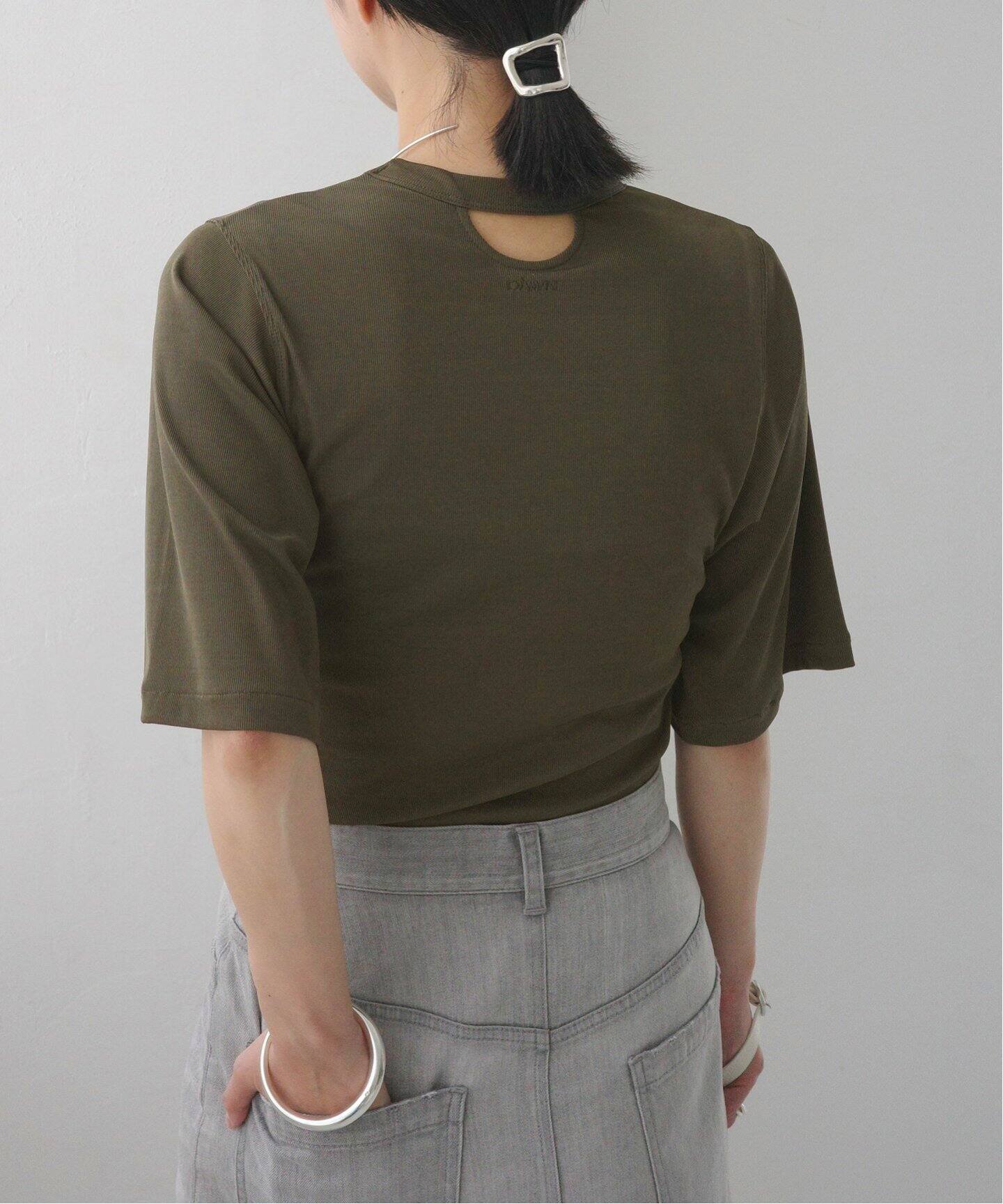 DÅWN No.4 CUP IN SHORT SLEEVES カーキ　トップス DAWN/ダン】CUP IN SHORT SLEEVES（カップ付きインナー）｜AP