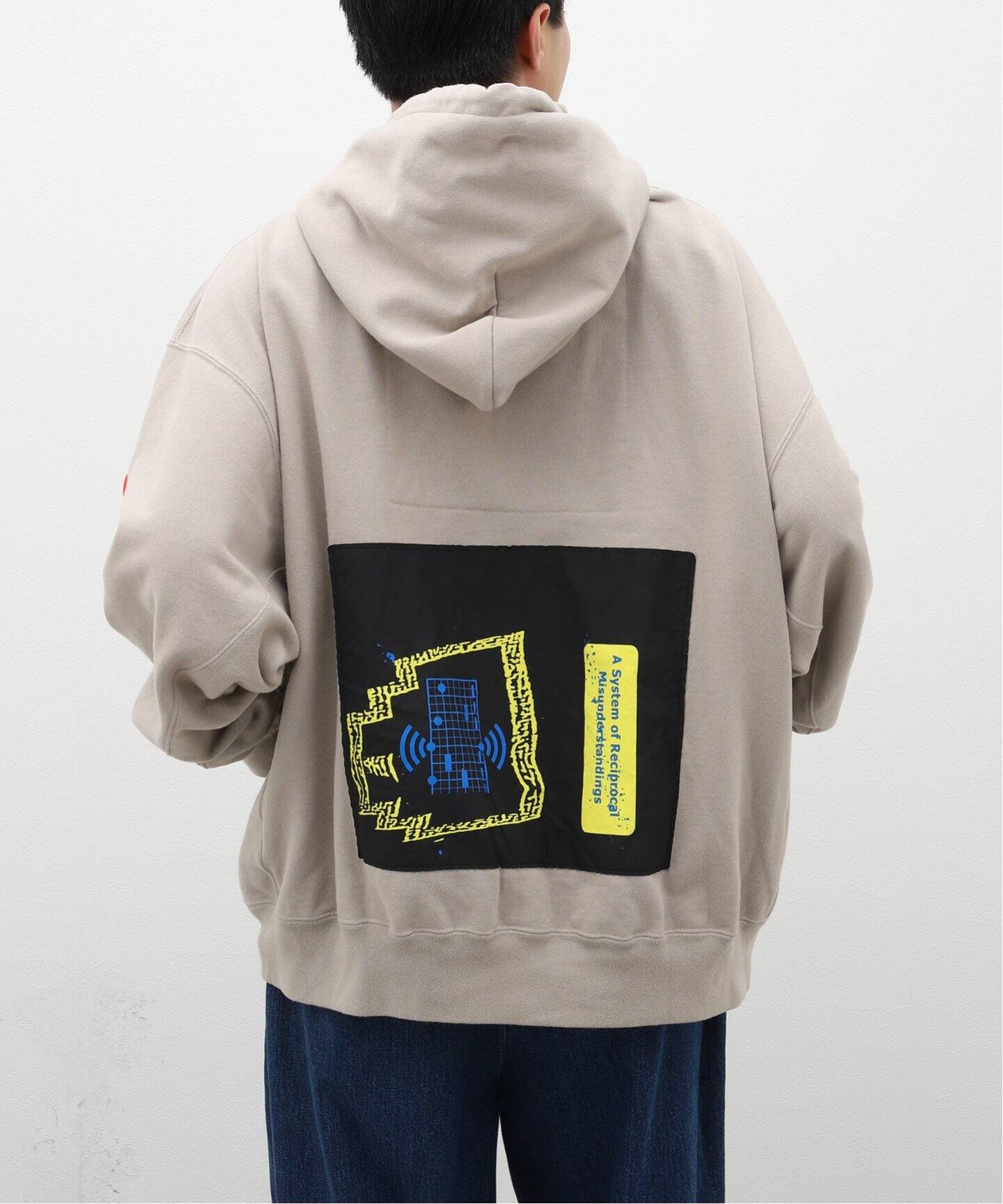C.E / シーイー】RECIPROCAL HOODY（パーカー）｜WISM（ウィズム）の  