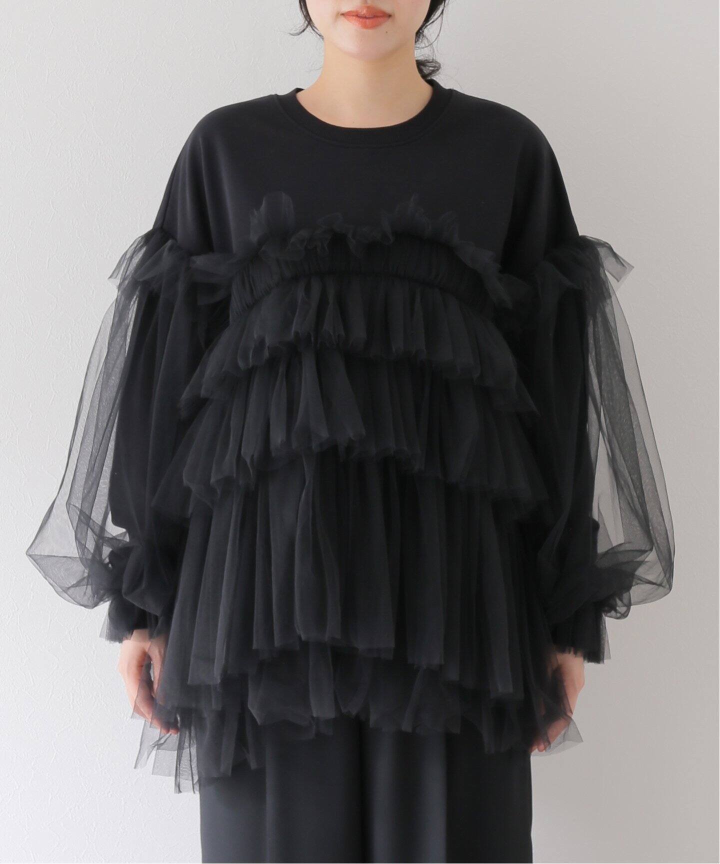 VIVIANO / ヴィヴィアーノ】別注Gathered Tulle Trimmed スウェット 