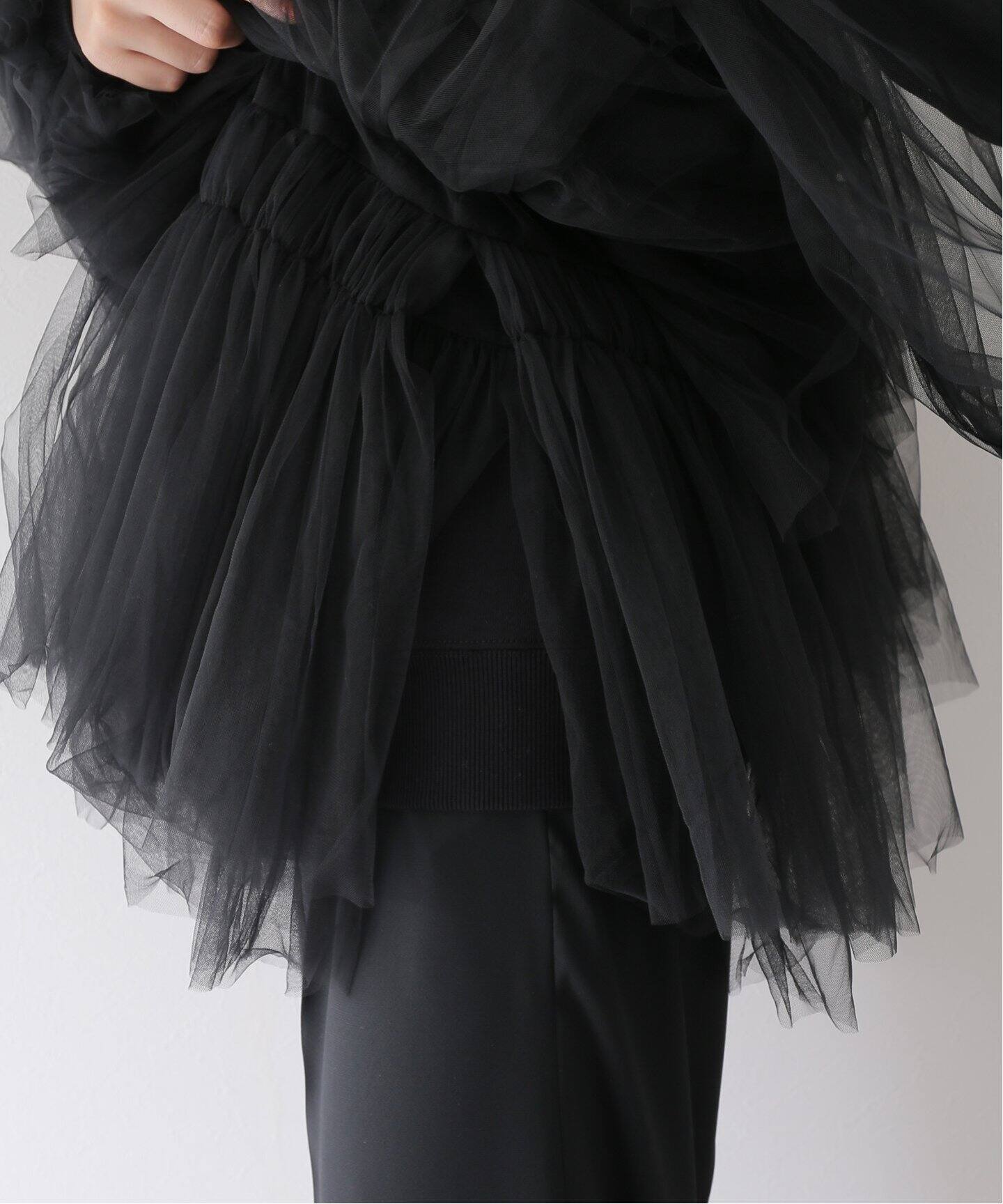 VIVIANO / ヴィヴィアーノ】別注Gathered Tulle Trimmed スウェット 