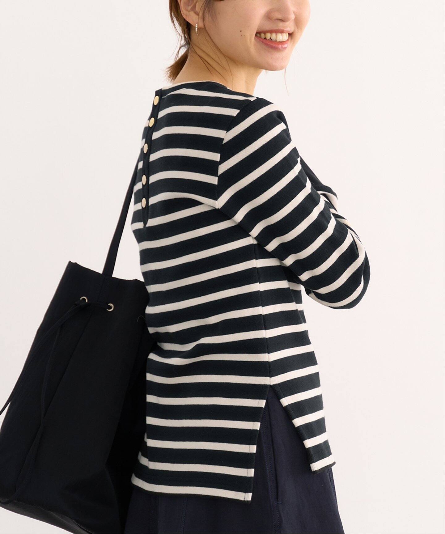 TRADITIONAL WEATHERWEAR】バックボタンクルーネックプルオーバー（T  