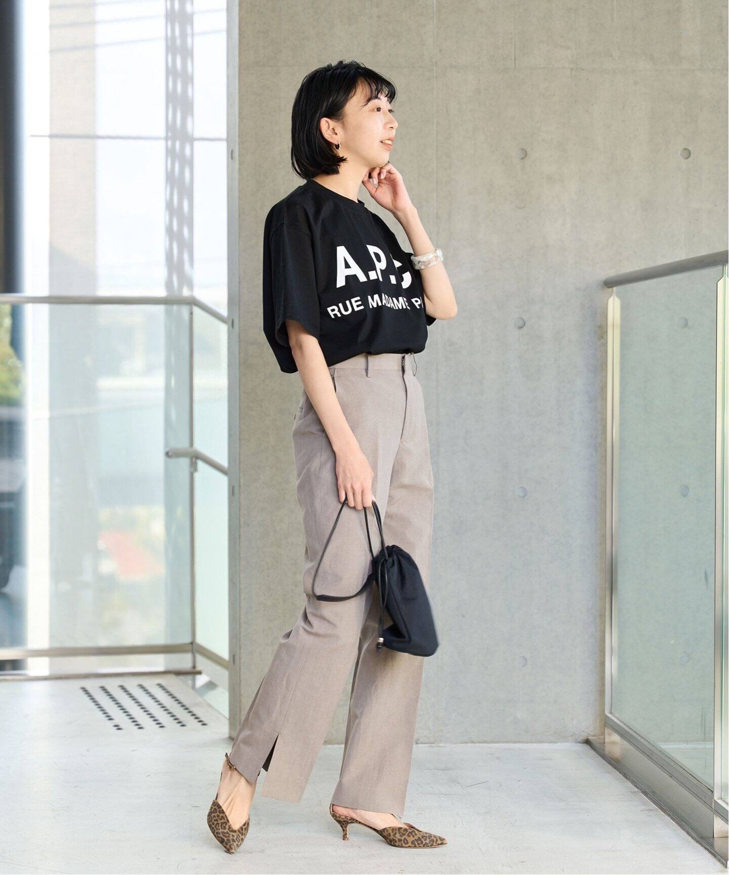 追加》【A.P.C./アー・ペー・セー】別注 ビッグ ロゴ Tシャツ（Tシャツ  