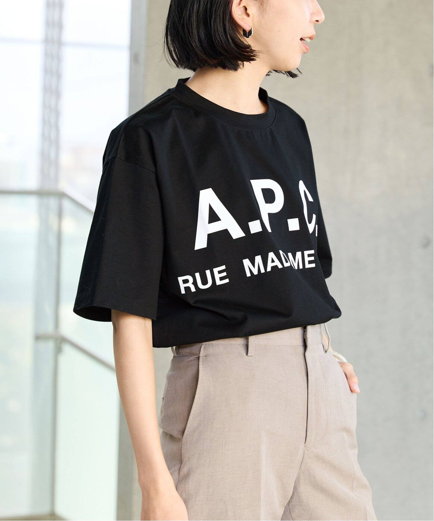 追加》【A.P.C./アー・ペー・セー】別注 ビッグ ロゴ Tシャツ（Tシャツ  