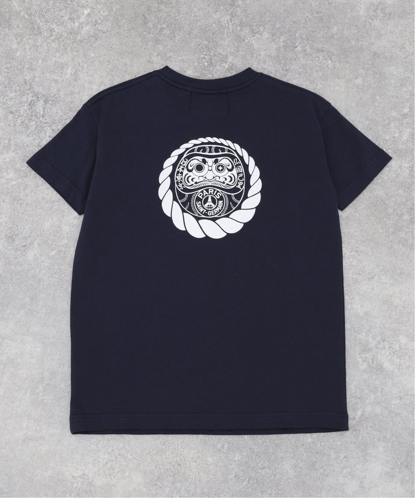 Paris Saint-Germain×Makoto Yamaki】DARUMA プリントTシャツ