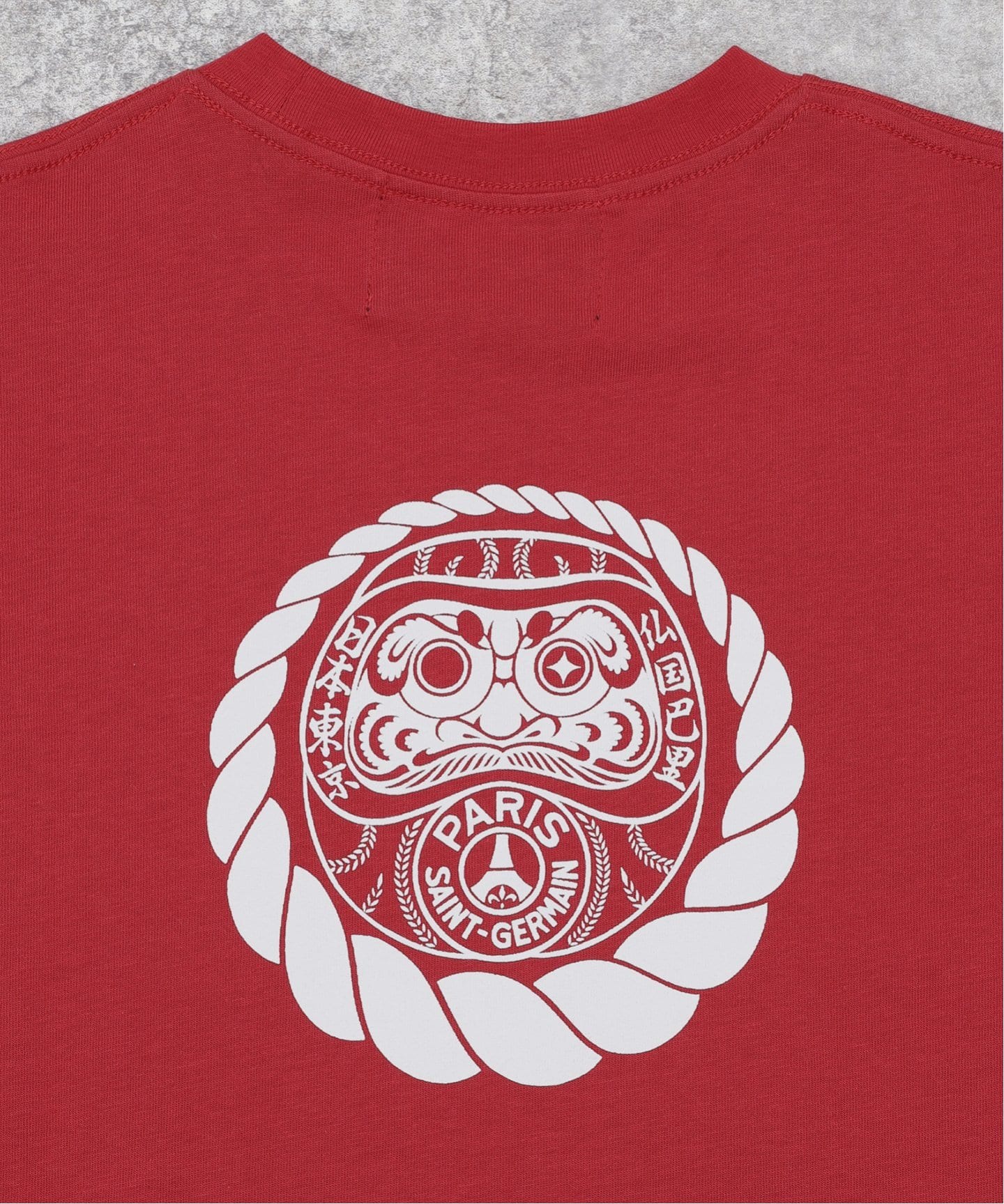 【Paris Saint-Germain×Makoto Yamaki】Tシャツ Paris Saint-Germain×Makoto Yamaki】DARUMA プリントTシャツ