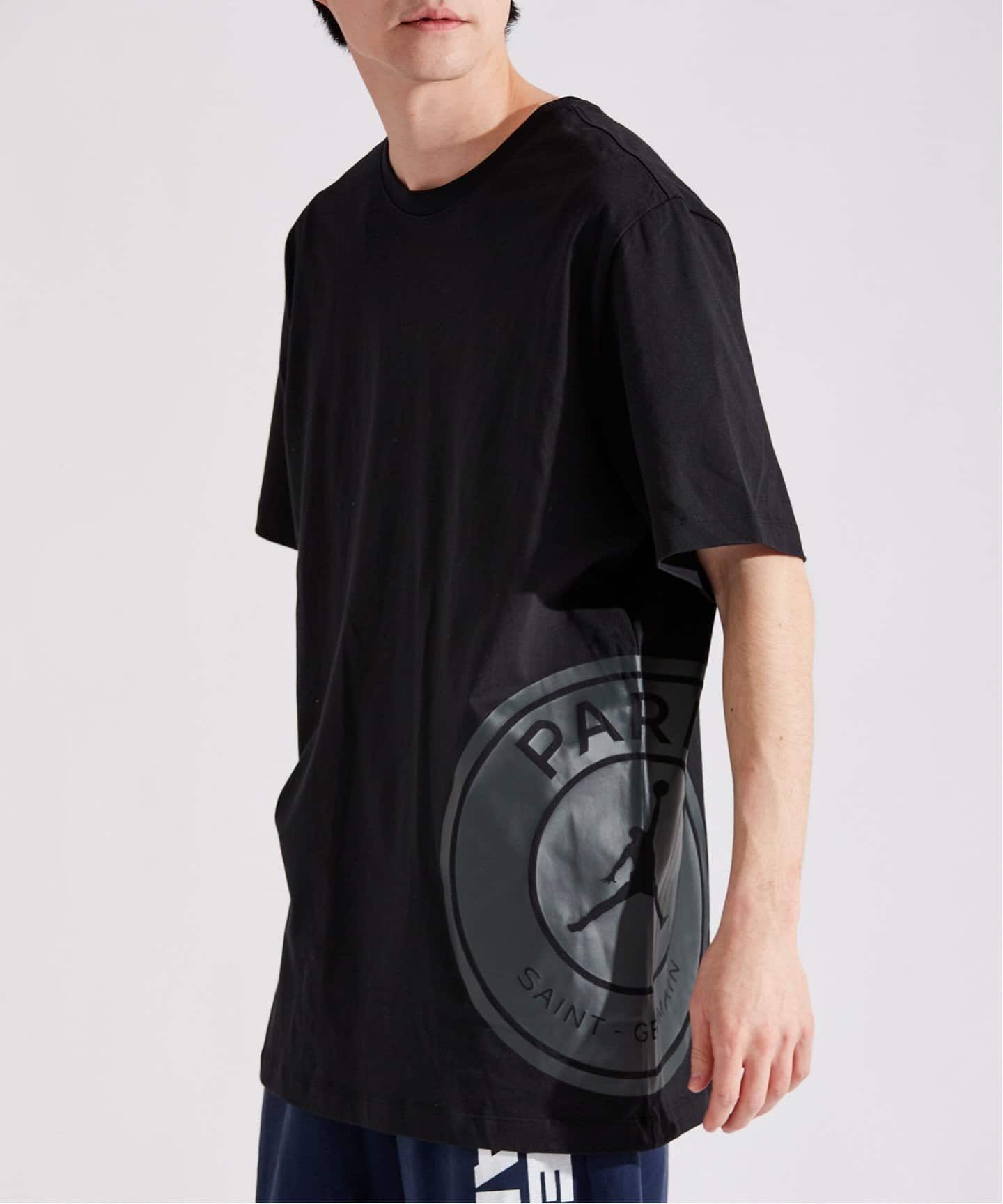 【優勝記念】Nike パリ・サンジェルマン シャツ ブラック PSG Nike UCL優勝記念 TRIOMPHE Tシャツ 2025 - ネイビー