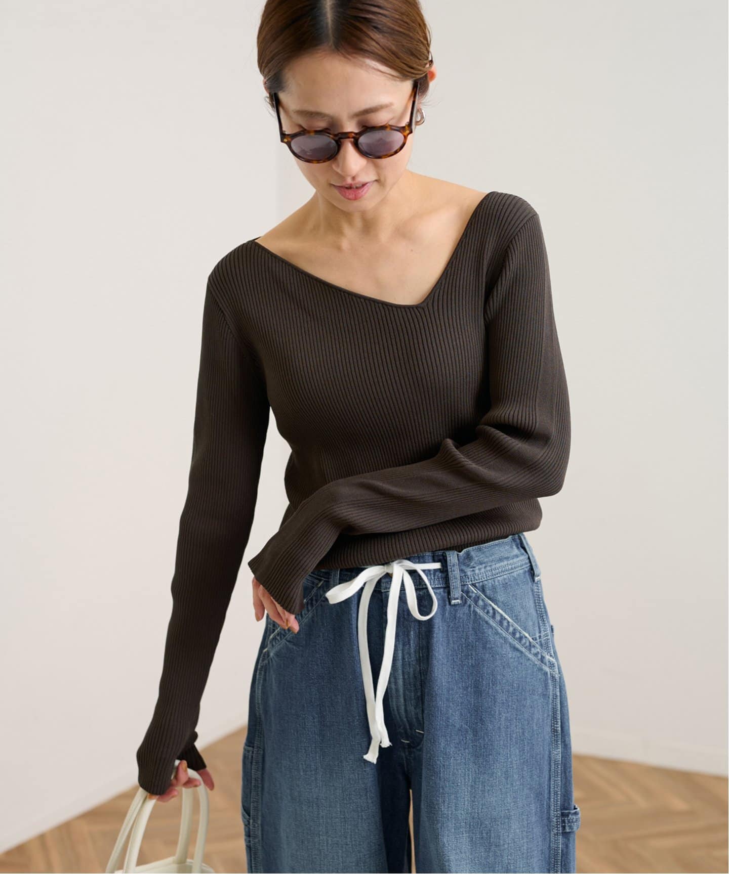 FRAMeWORK - 新品タグ付♡FRAMeWORK YALE ニット　ネイビー ウォッシャブルイレギュラーネックニット（ニット／セーター