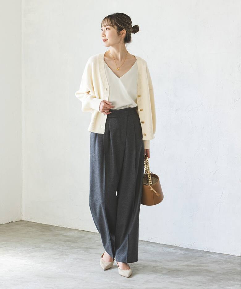 カシミヤ混Vネックパフスリーブカーディガン（カーディガン）｜NOBLE  