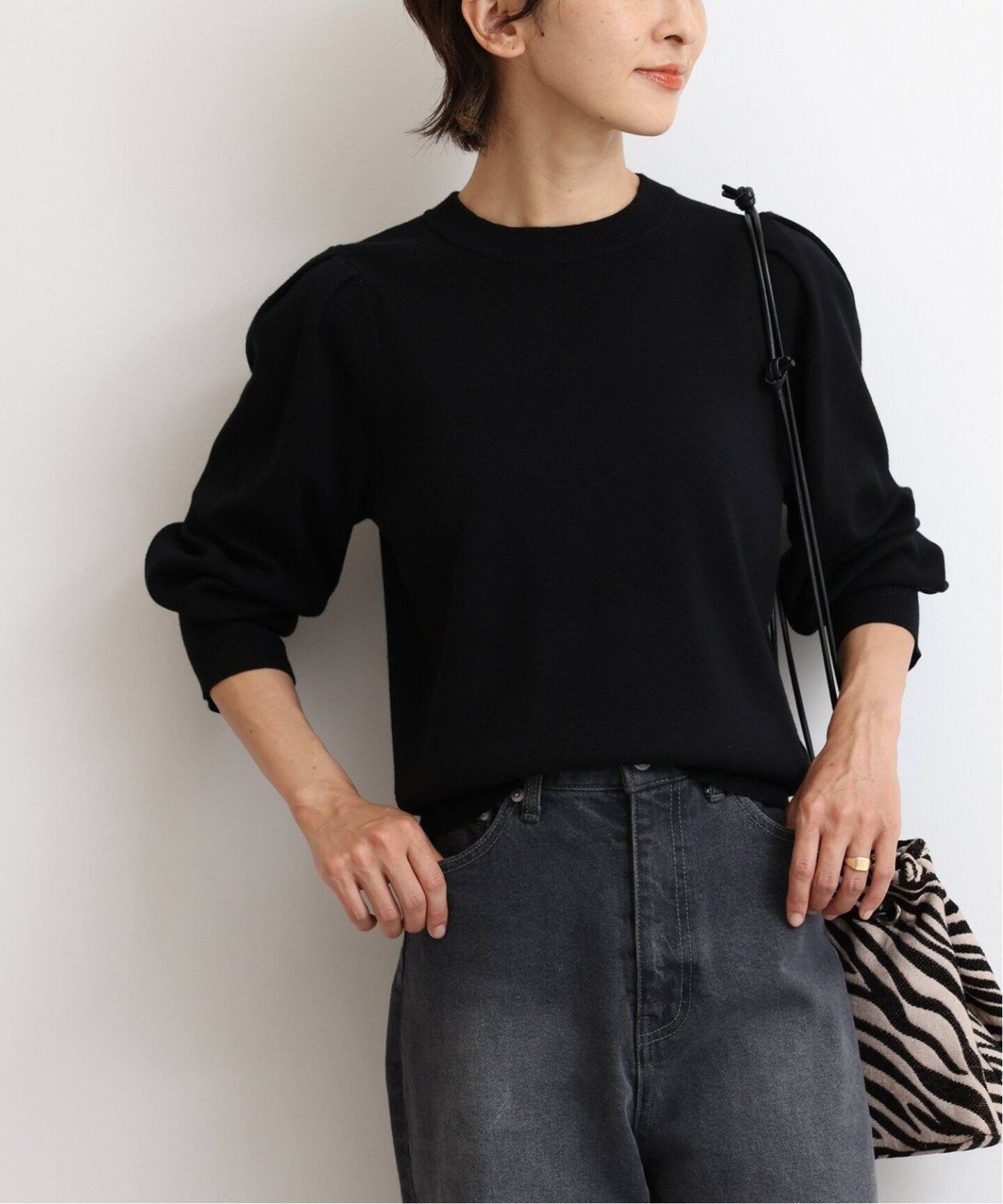 sheller　シェリエ　chic　パールハーフスリーブニット　ブラック sheller シェリエハーフパフスリーブニットセータートップス