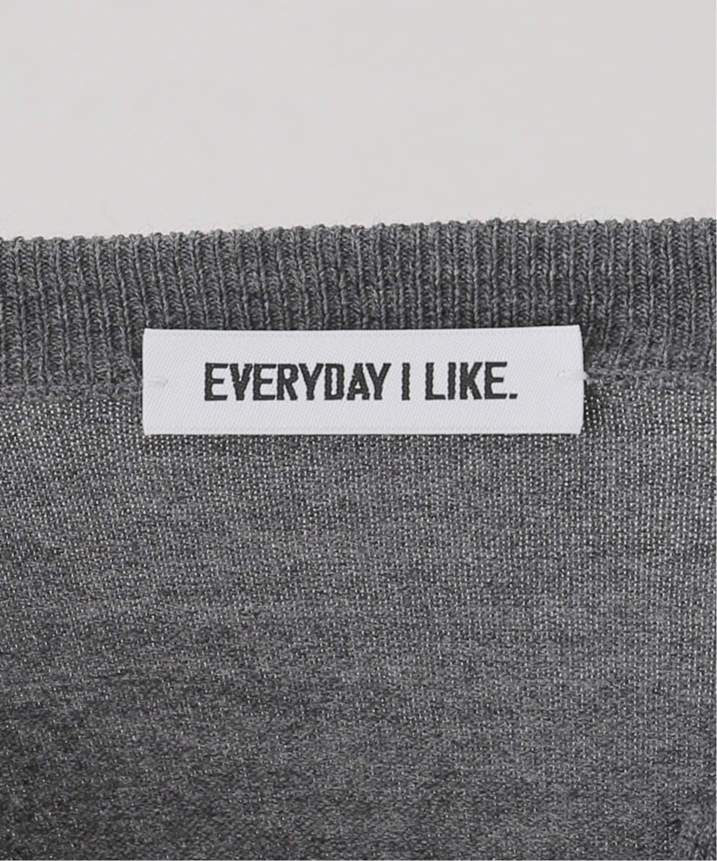 【完売品】TTT_MSW クルーネック カーディガン グレー Stretch Wool クルーネック カーディガン（カーディガン）｜MUSE