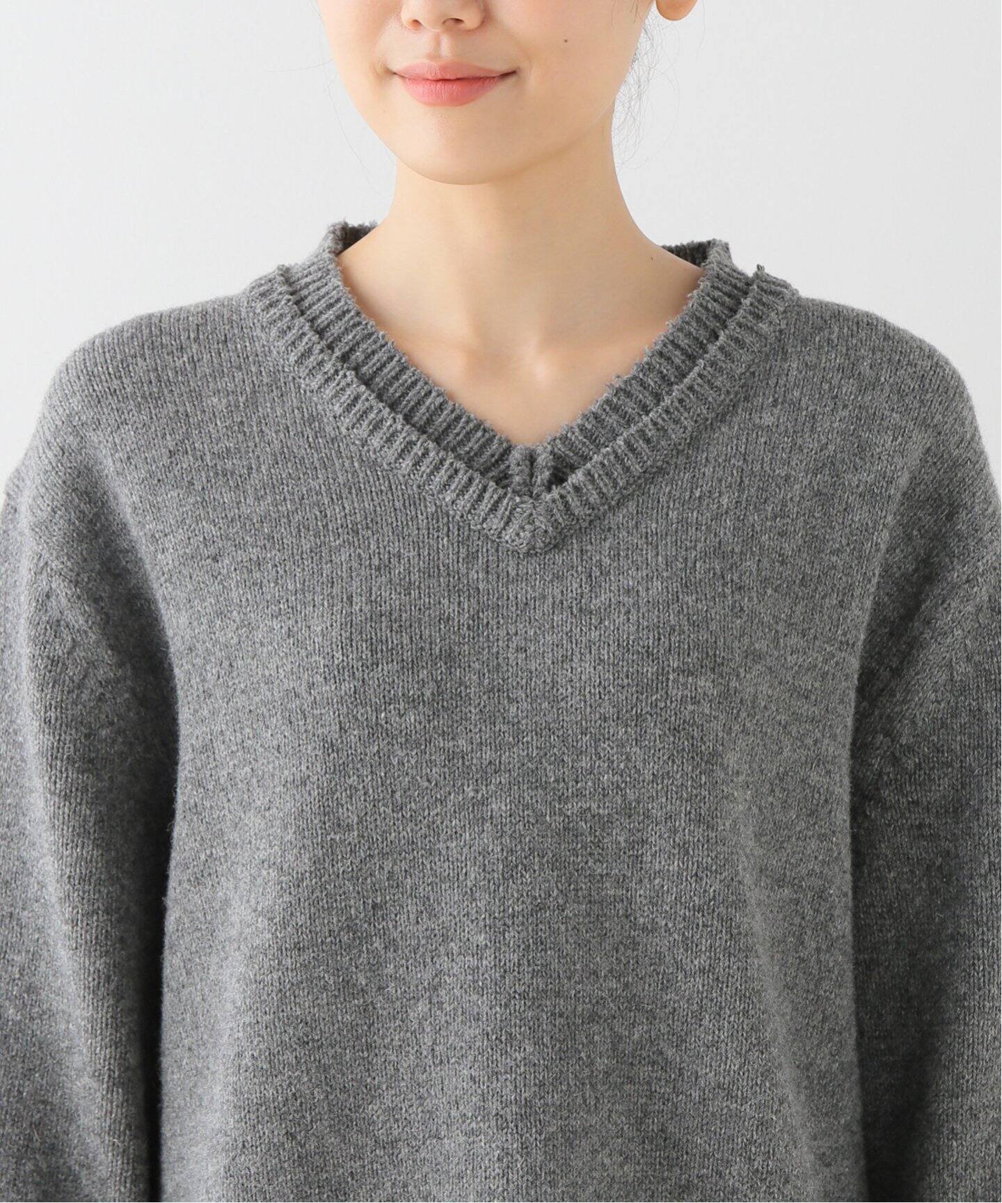 MAISON MARGIELA/メゾン マルジェラ】ELBOW PATCHES Vネック ニット 