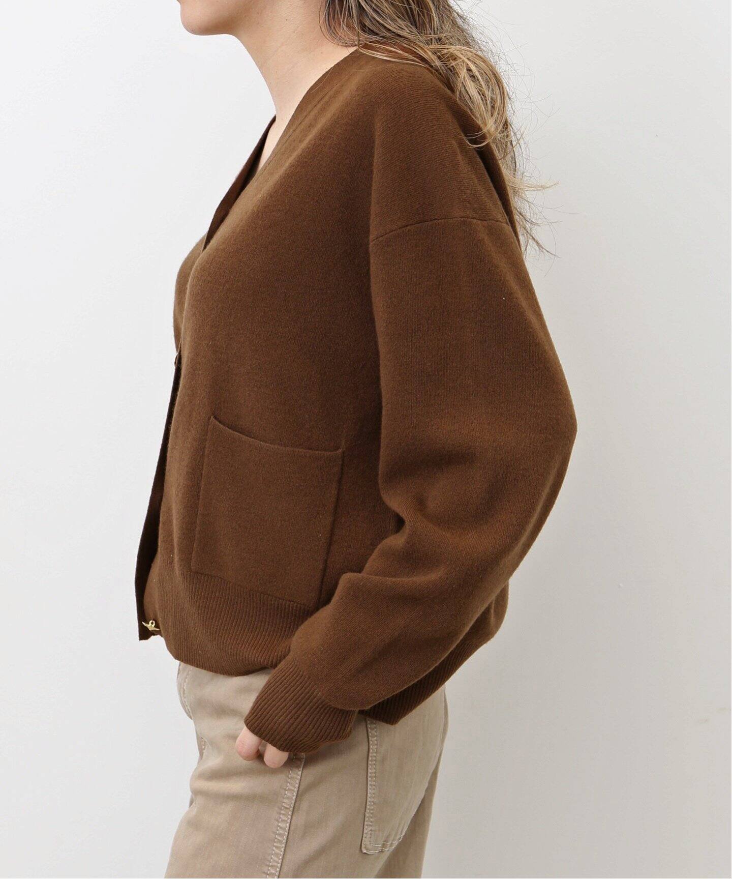 GOLD BUTTON CARDIGAN（ニット／セーター）｜L