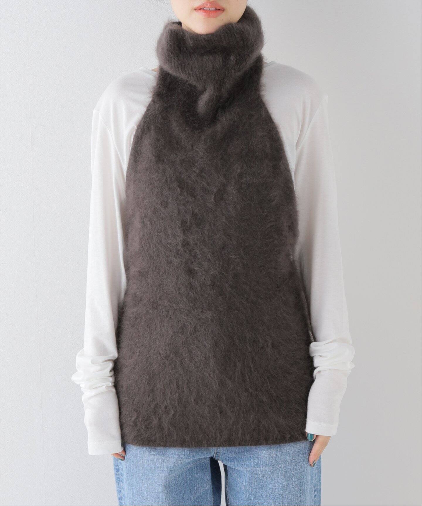 新品・タグ付 LISA YANG タートルカシミアニットブラック Size0 新品・タグ付 LISA YANG タートルカシミアニットブラック Size0