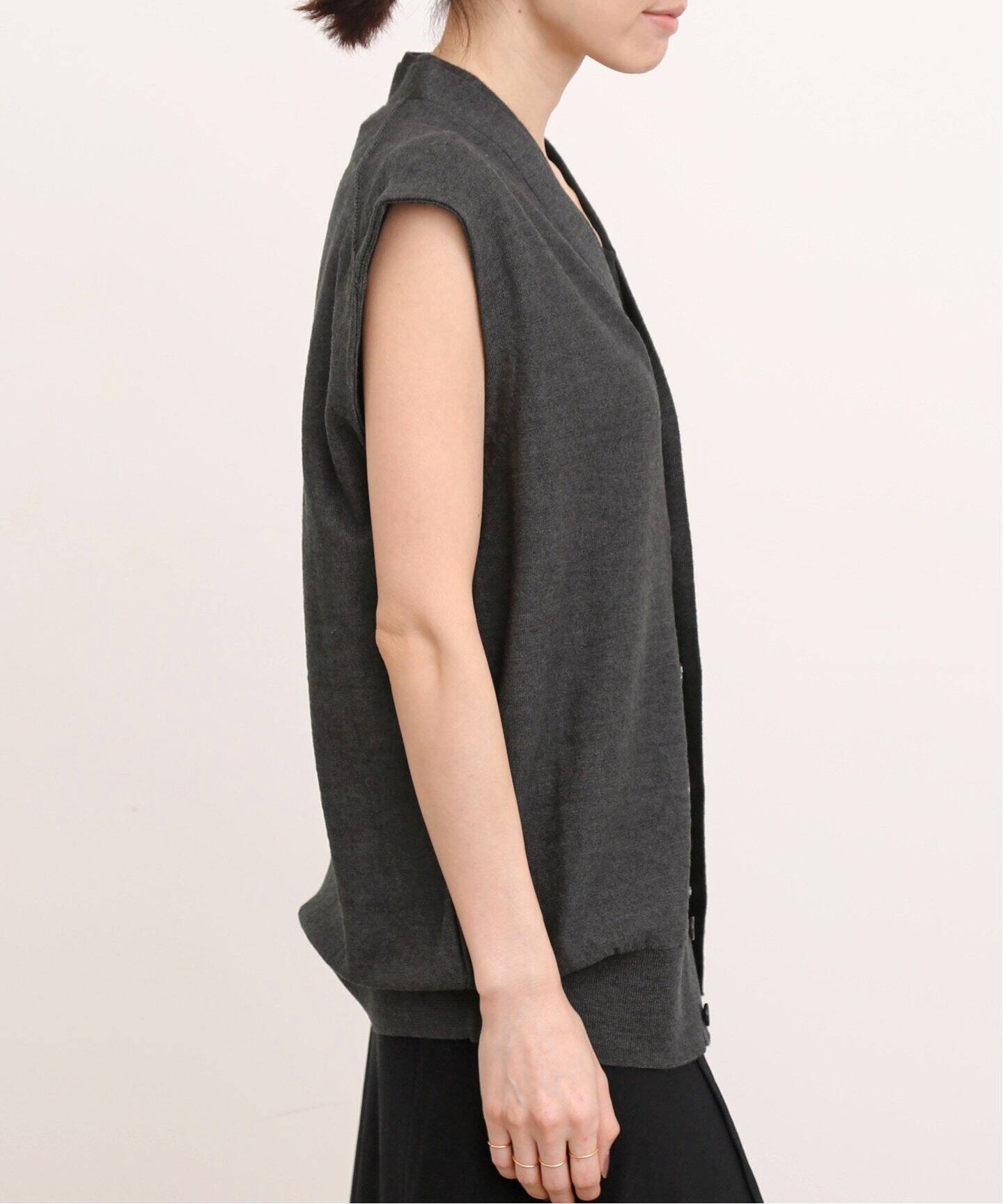 LEMAIRE/ルメール】SLEEVELESS TWISTED CARDIGAN（ニット／セーター 