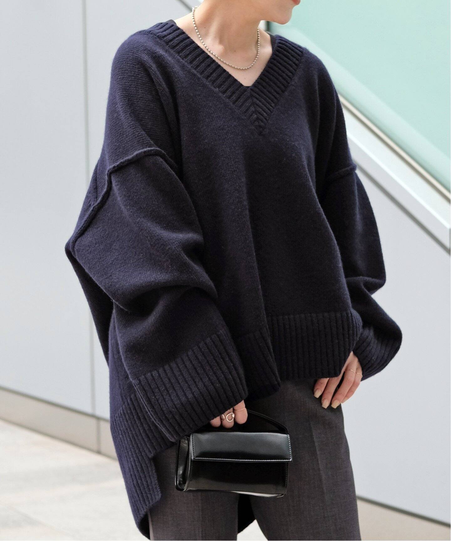 Vネックオーバープルオーバー（ニット／セーター）｜AP STUDIO  