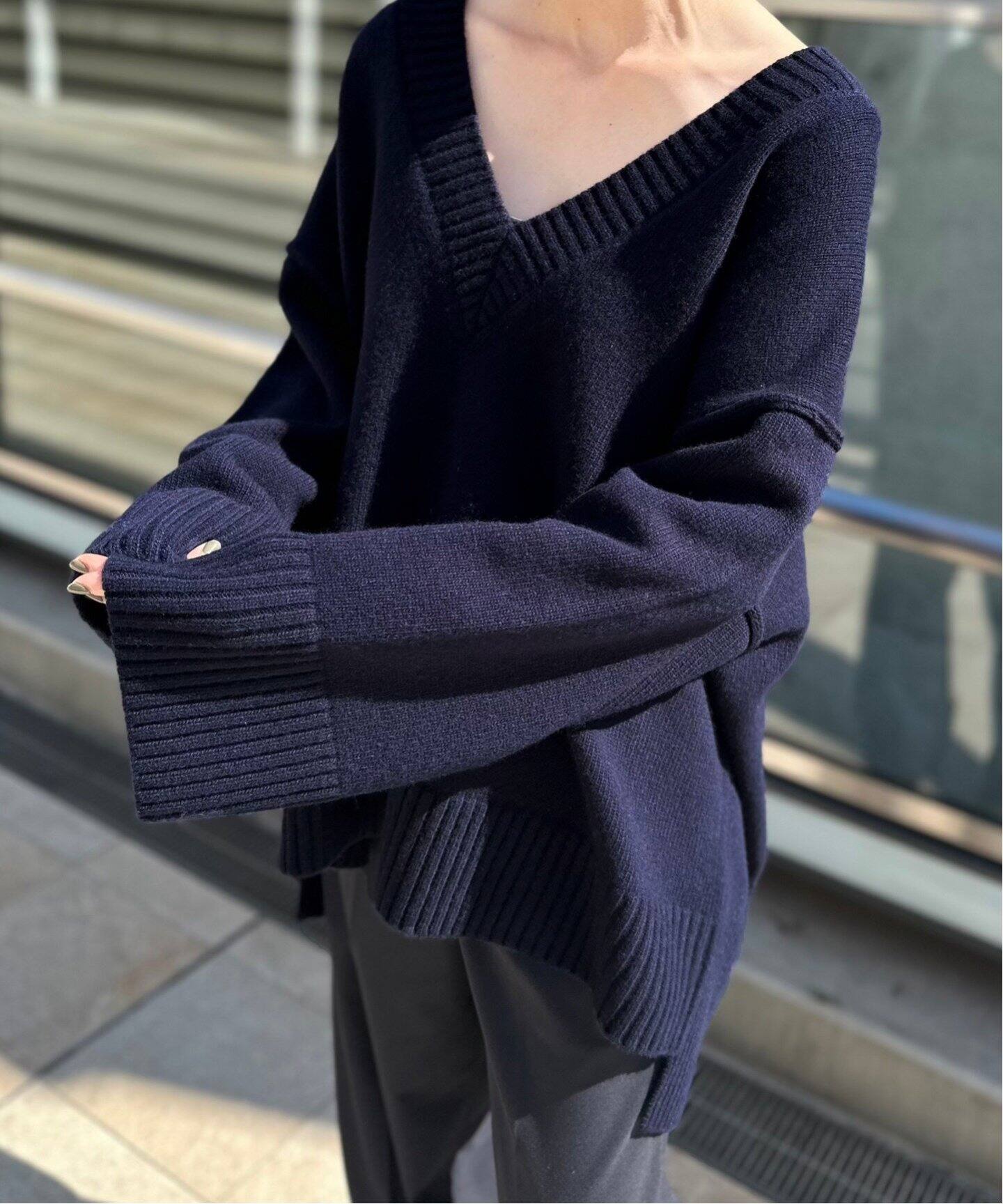 Vネックオーバープルオーバー（ニット／セーター）｜AP STUDIO  