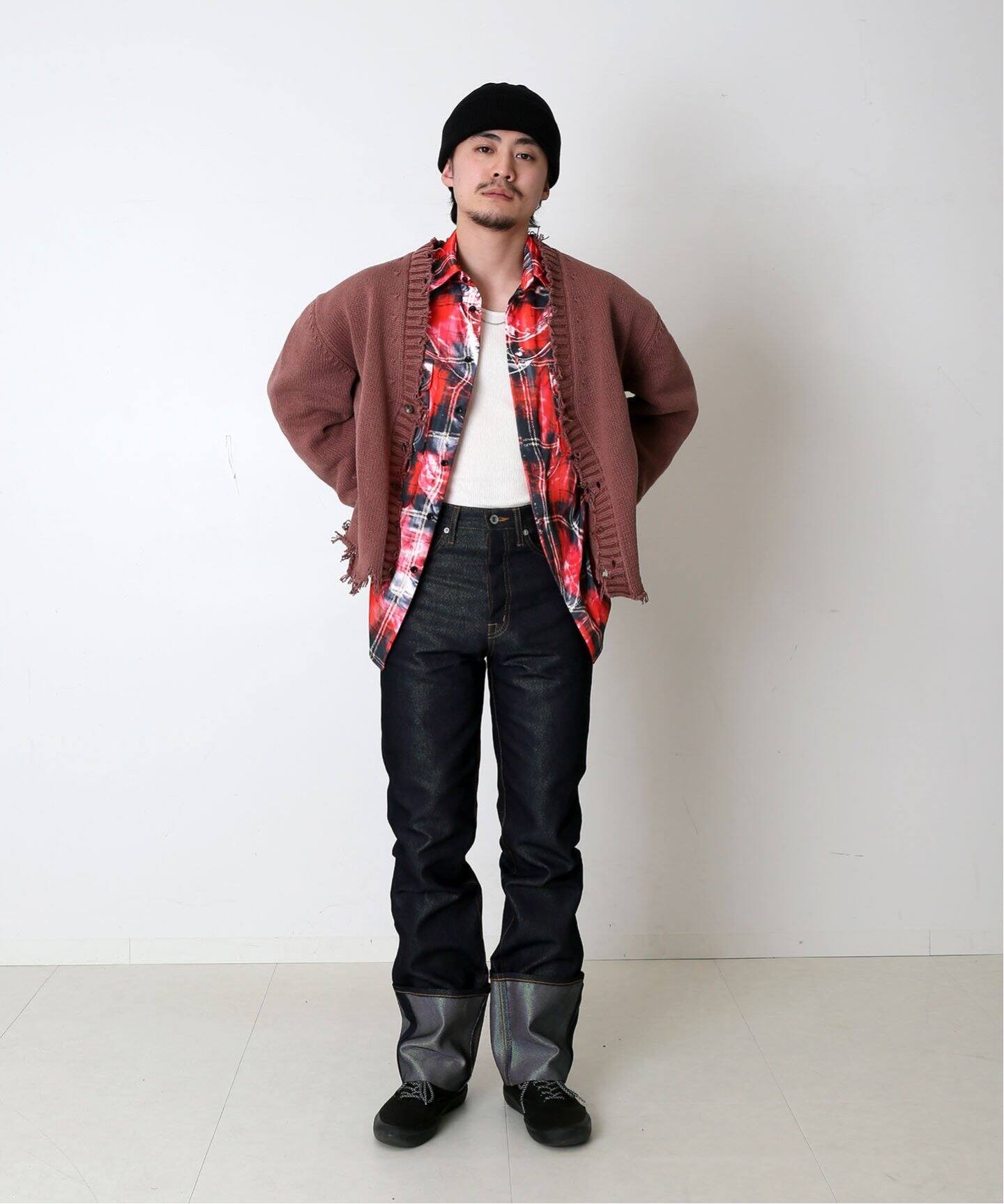 doublet / ダブレット】OVERSIZED CUT-OFF CARDIGAN（カーディガン 