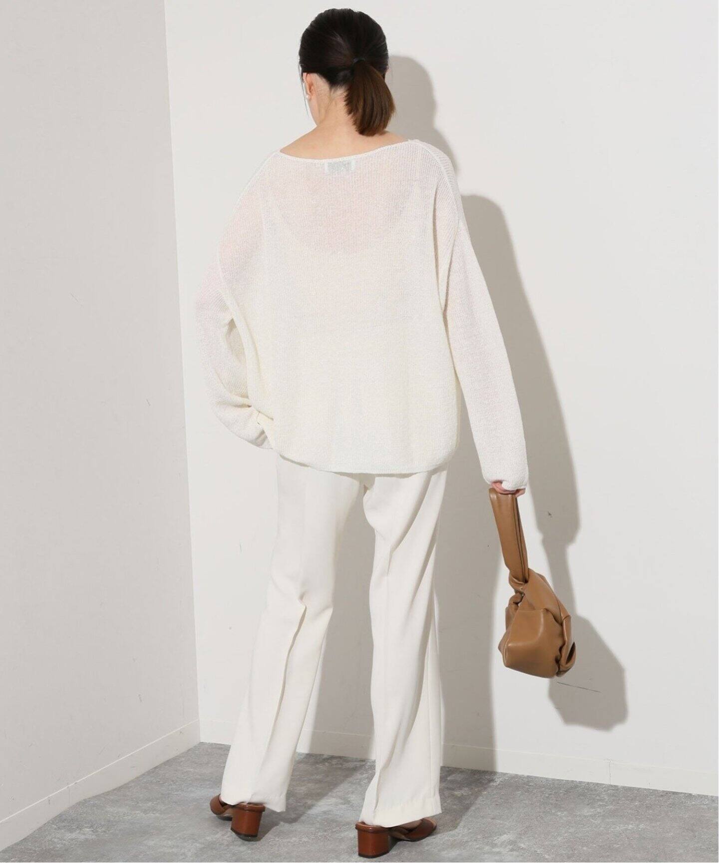 【美品 24SS】スローブイエナ ボートネックニット リネン混 紺色 現行 SLOBE IENA（スローブイエナ）の「リネン混ボートネックニット