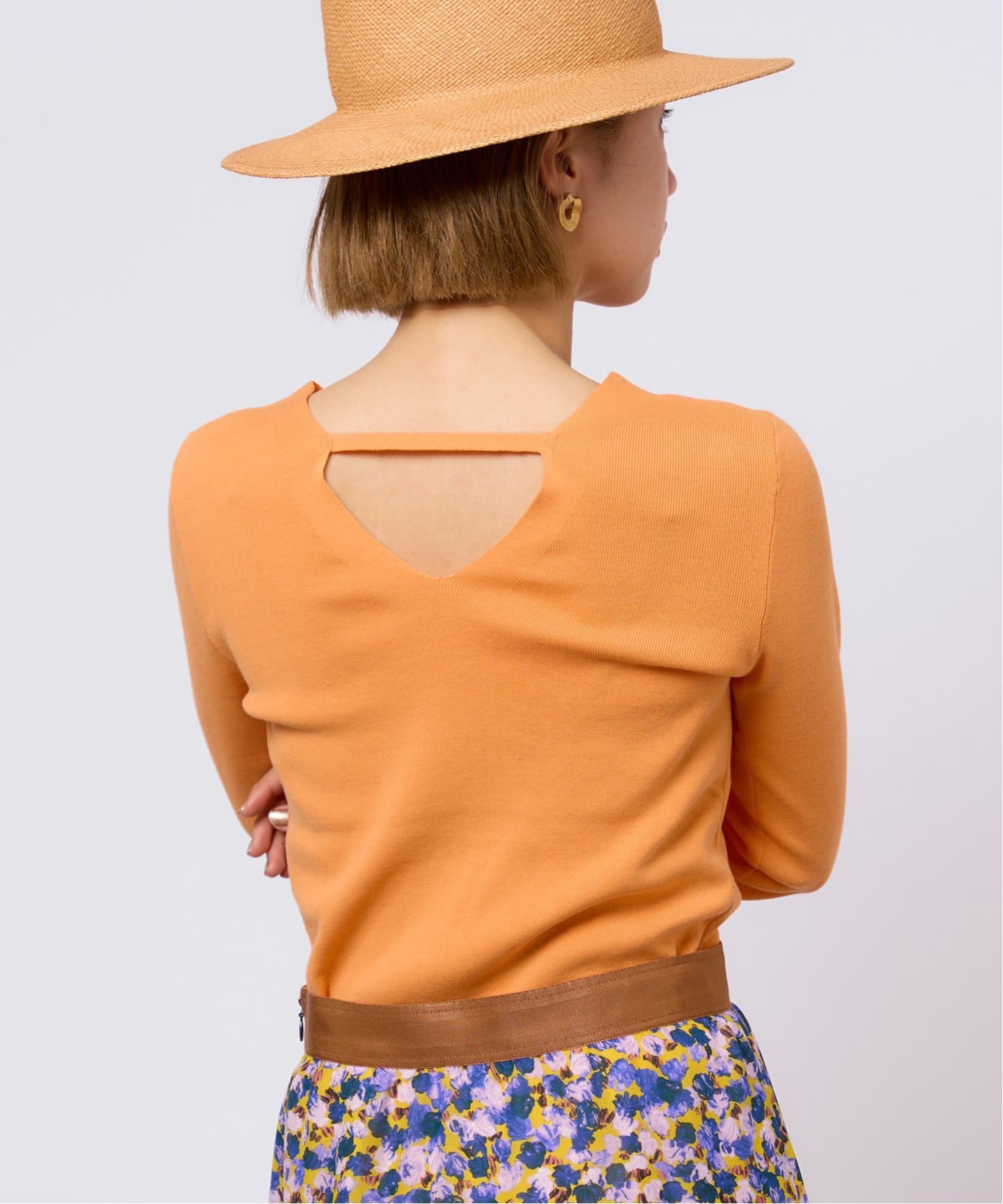 IENA LA BOUCLE AZZURRA 総針Vネックプルオーバー（ニット