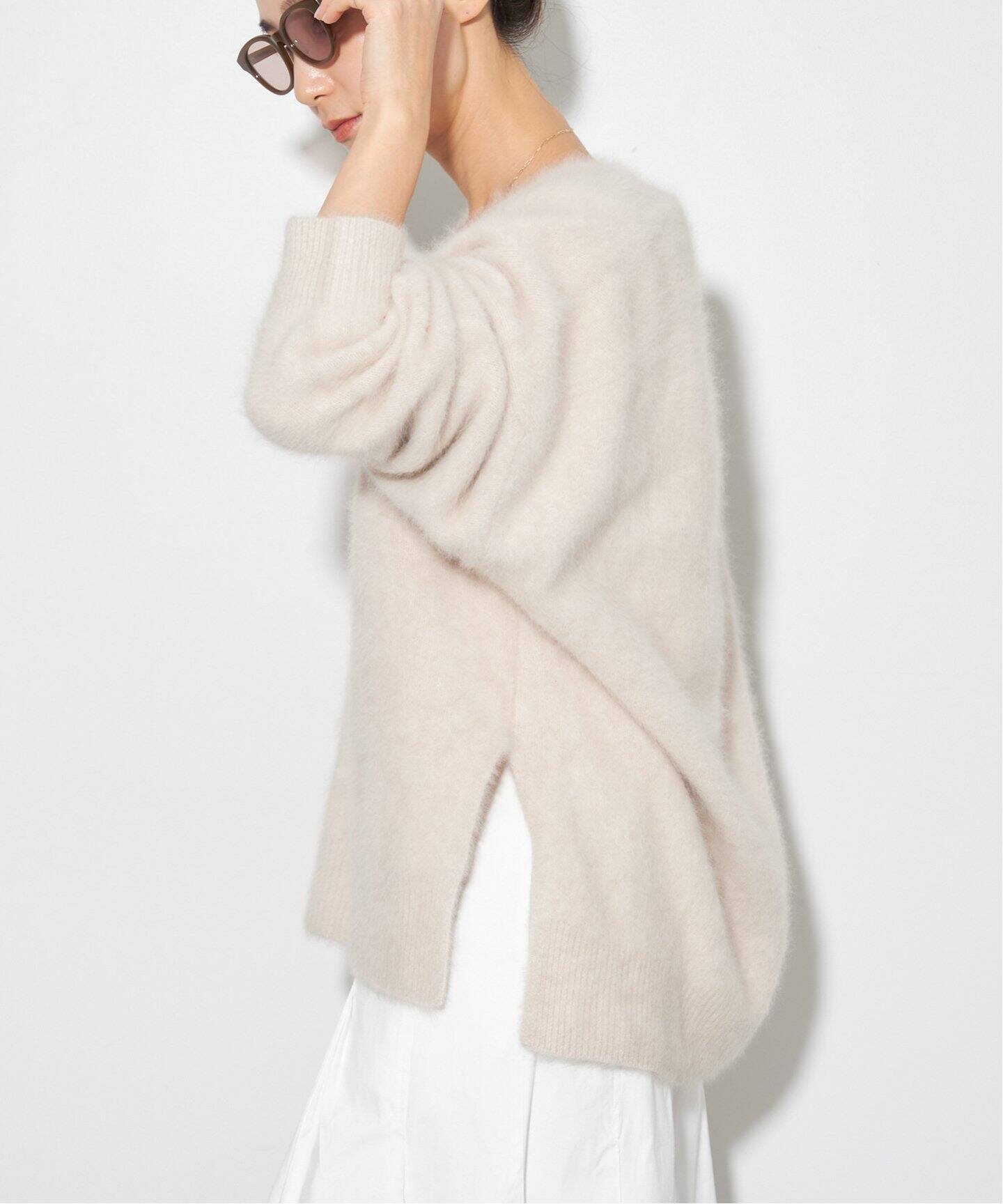 追加》Fur Vスリットプルオーバー（ニット／セーター）｜Plage  