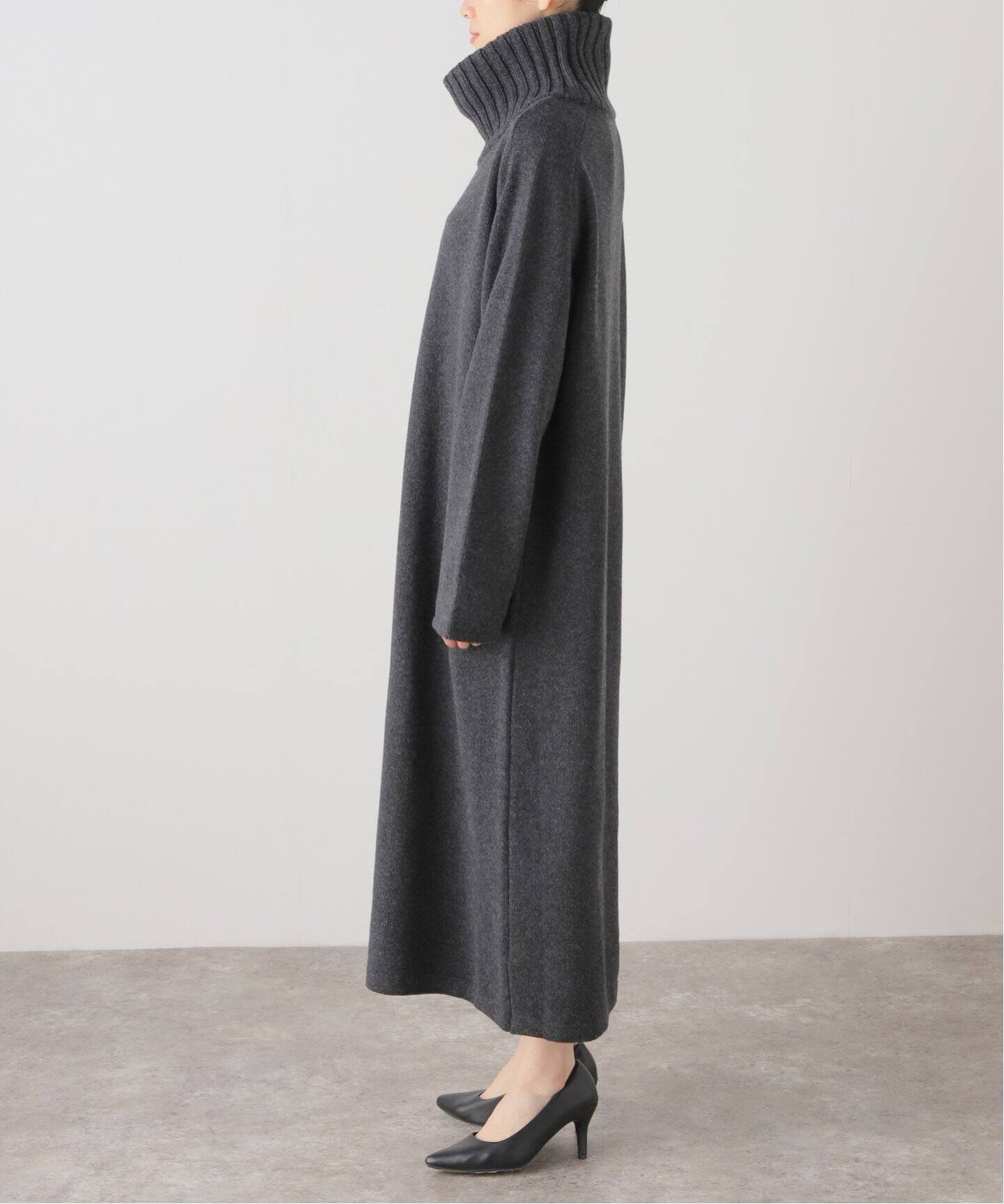 ATON/エイトン】Wool Mouline turtleneck ニットドレス（ニット  