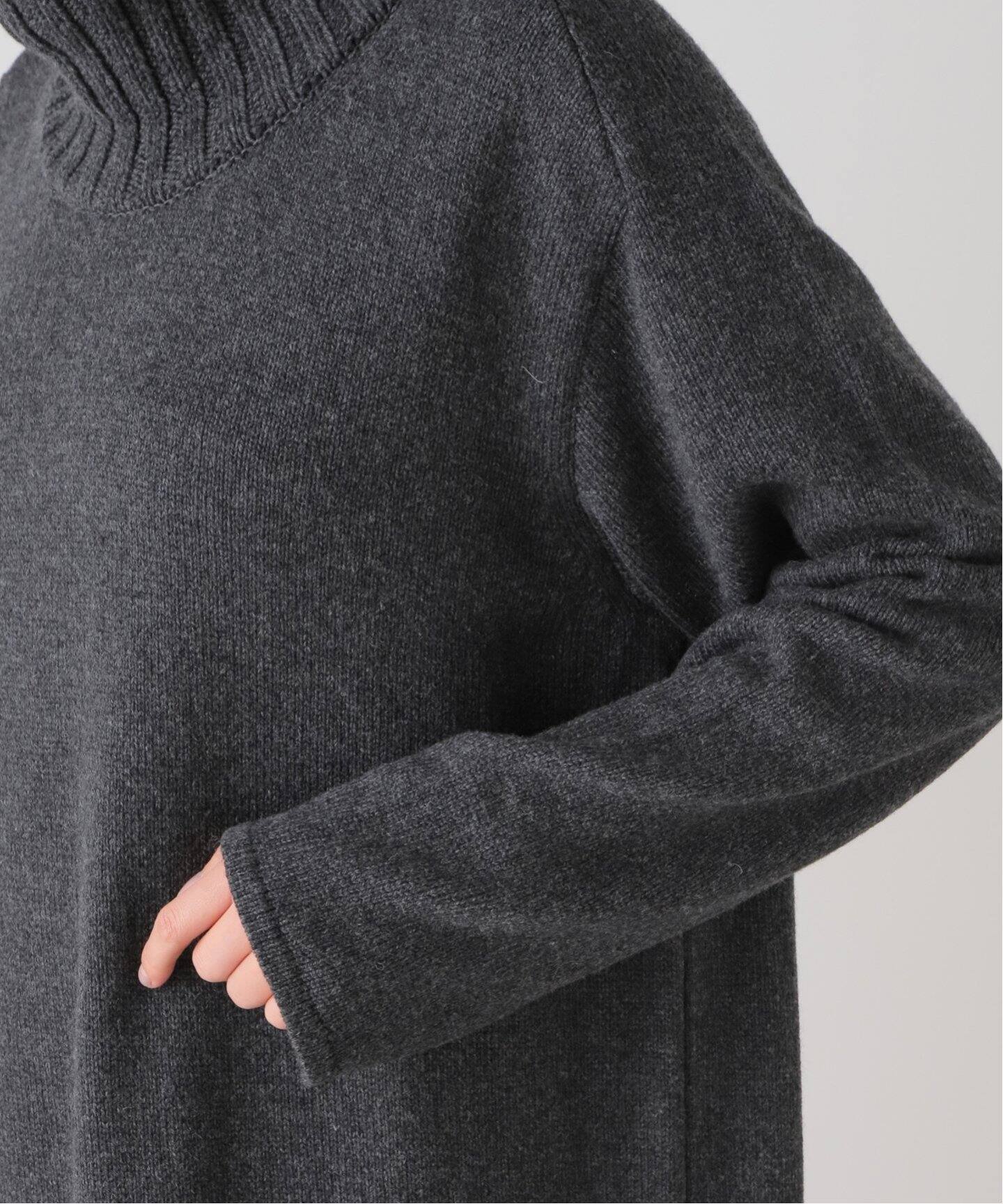 ATON/エイトン】Wool Mouline turtleneck ニットドレス（ニット  
